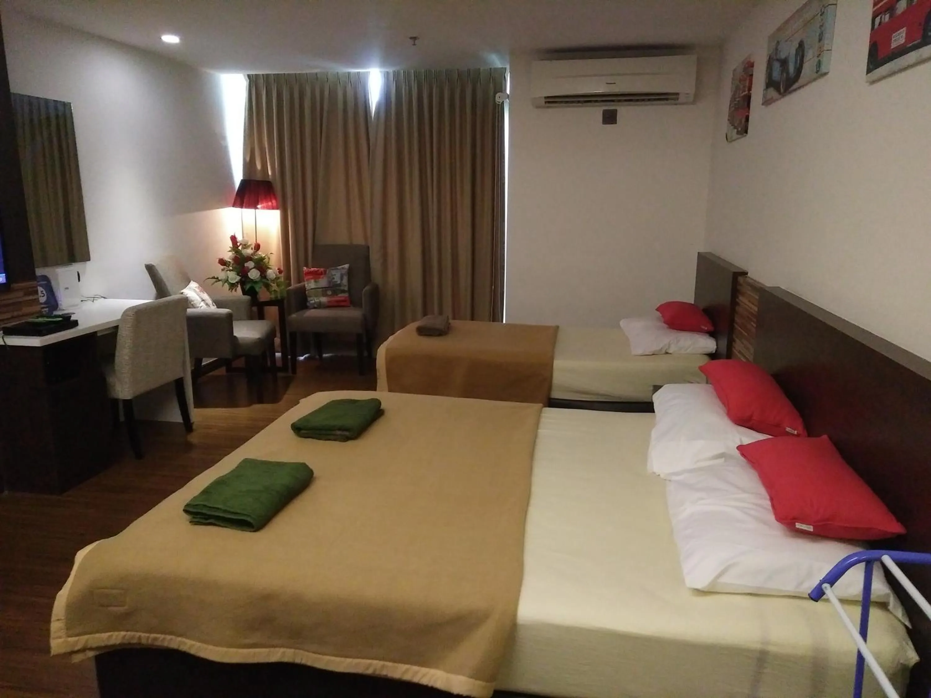 Photo of the whole room, Bed in Best Studio Guest House