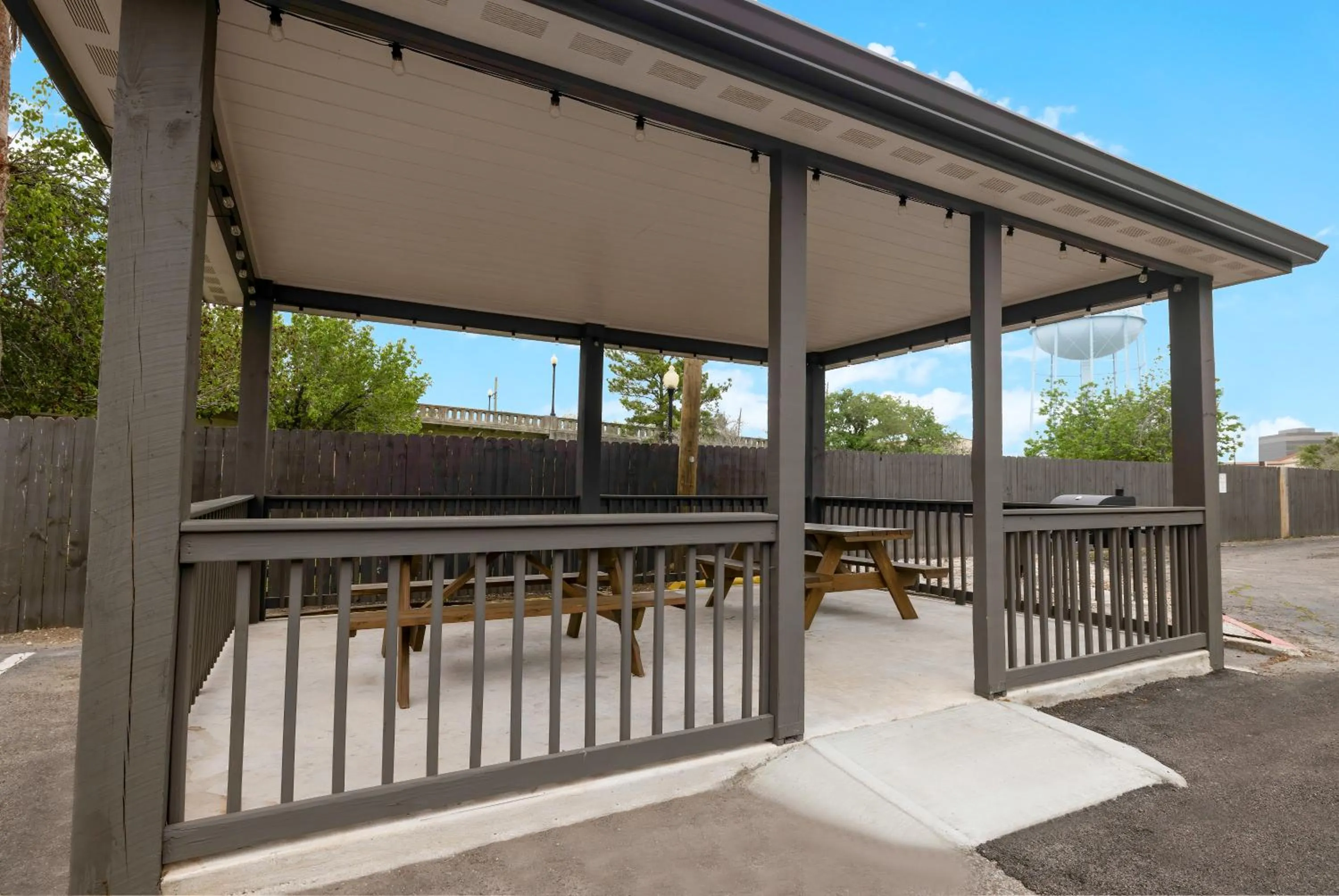 Balcony/Terrace in Studio 6 Beaumont, TX