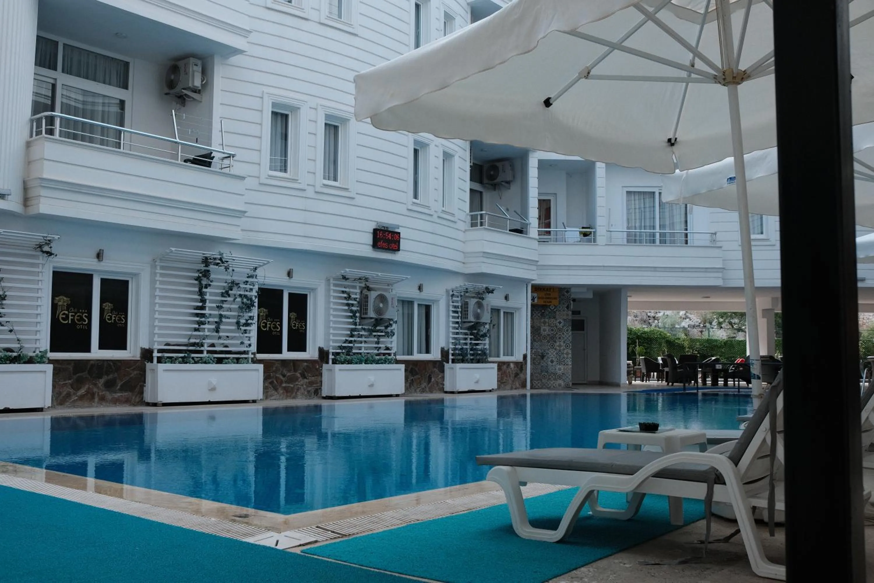 Inner courtyard view in Club Efes Otel