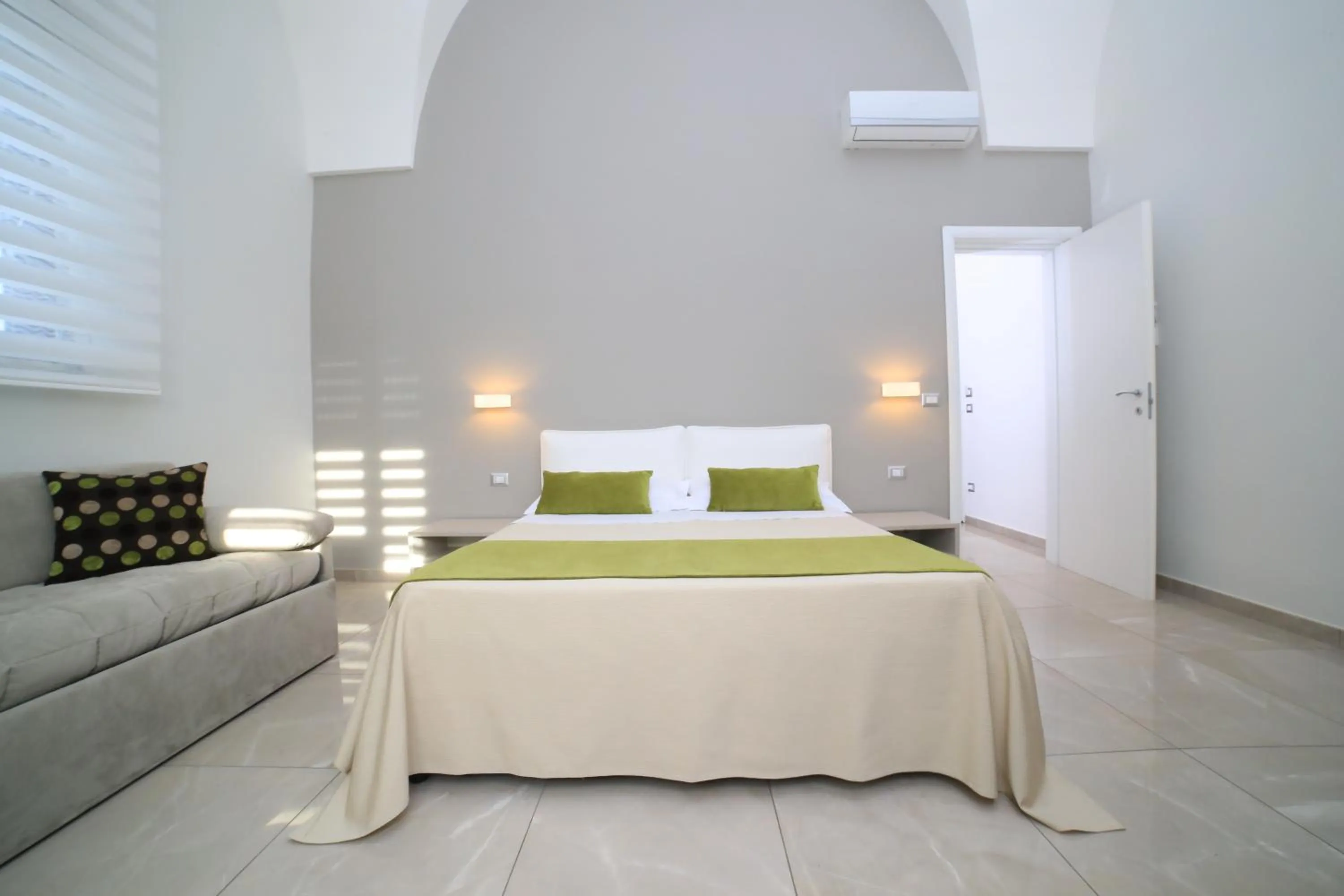 Bedroom in Acquamarina B&b