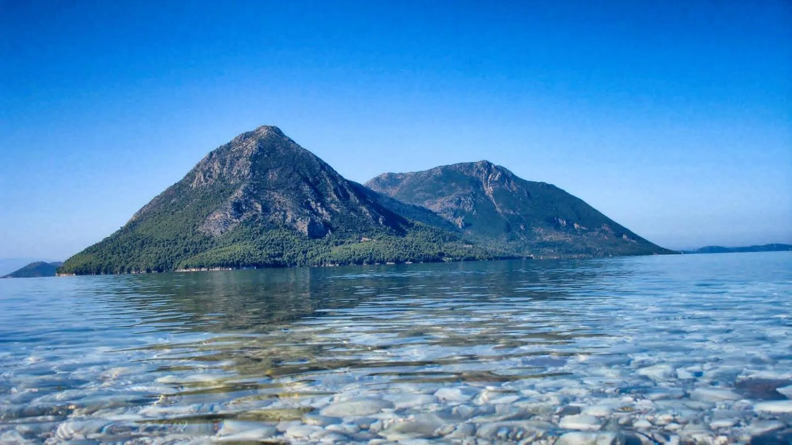 Location in Anemos Villas