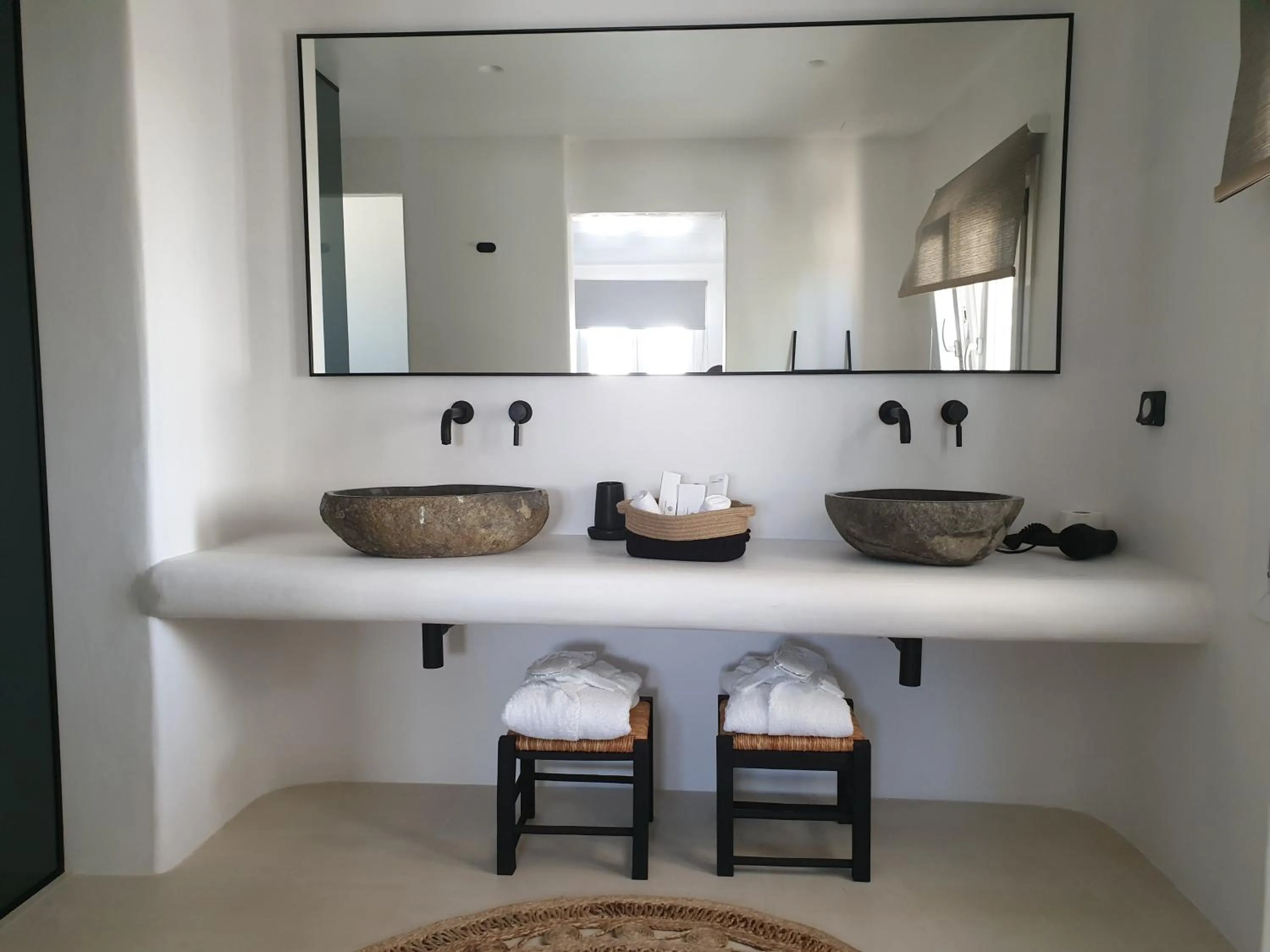 Bathroom in Bellou Suites