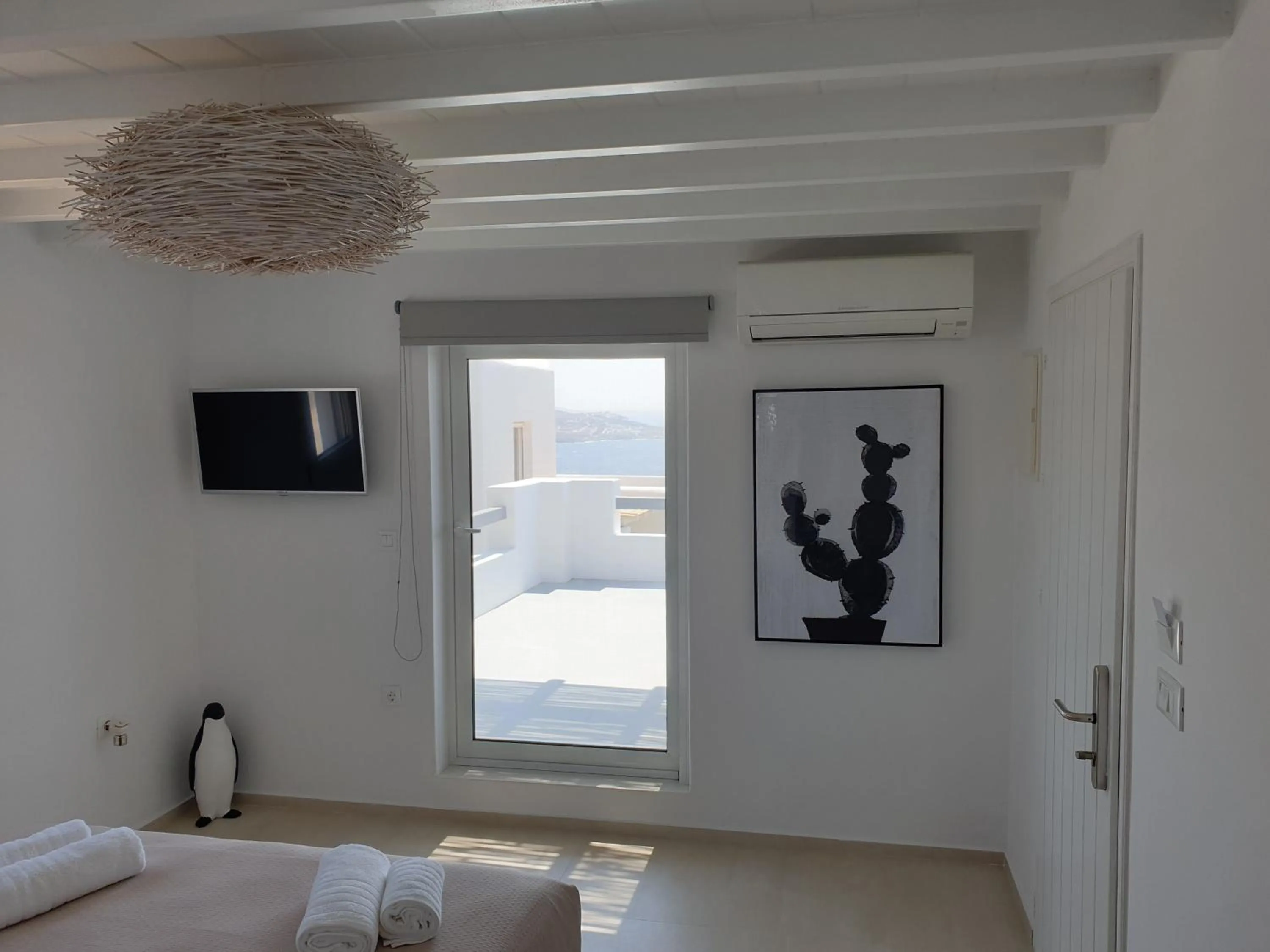 Bedroom, Bed in Bellou Suites