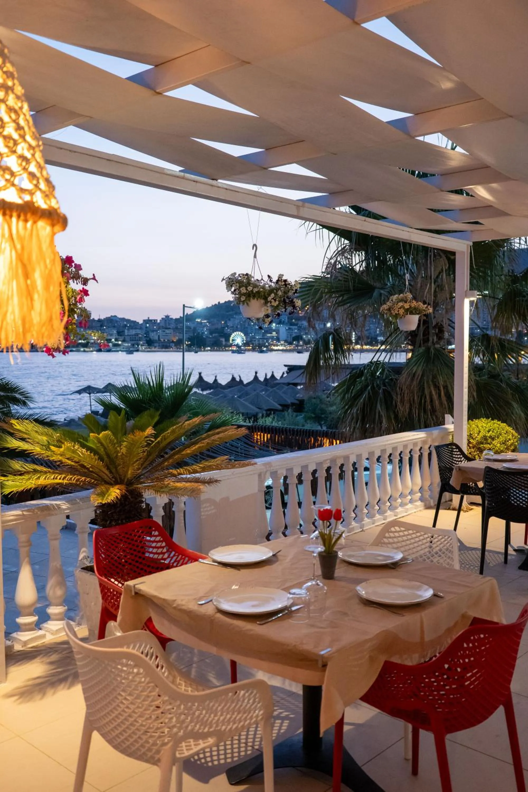 Restaurant/places to eat in Hotel Sejko