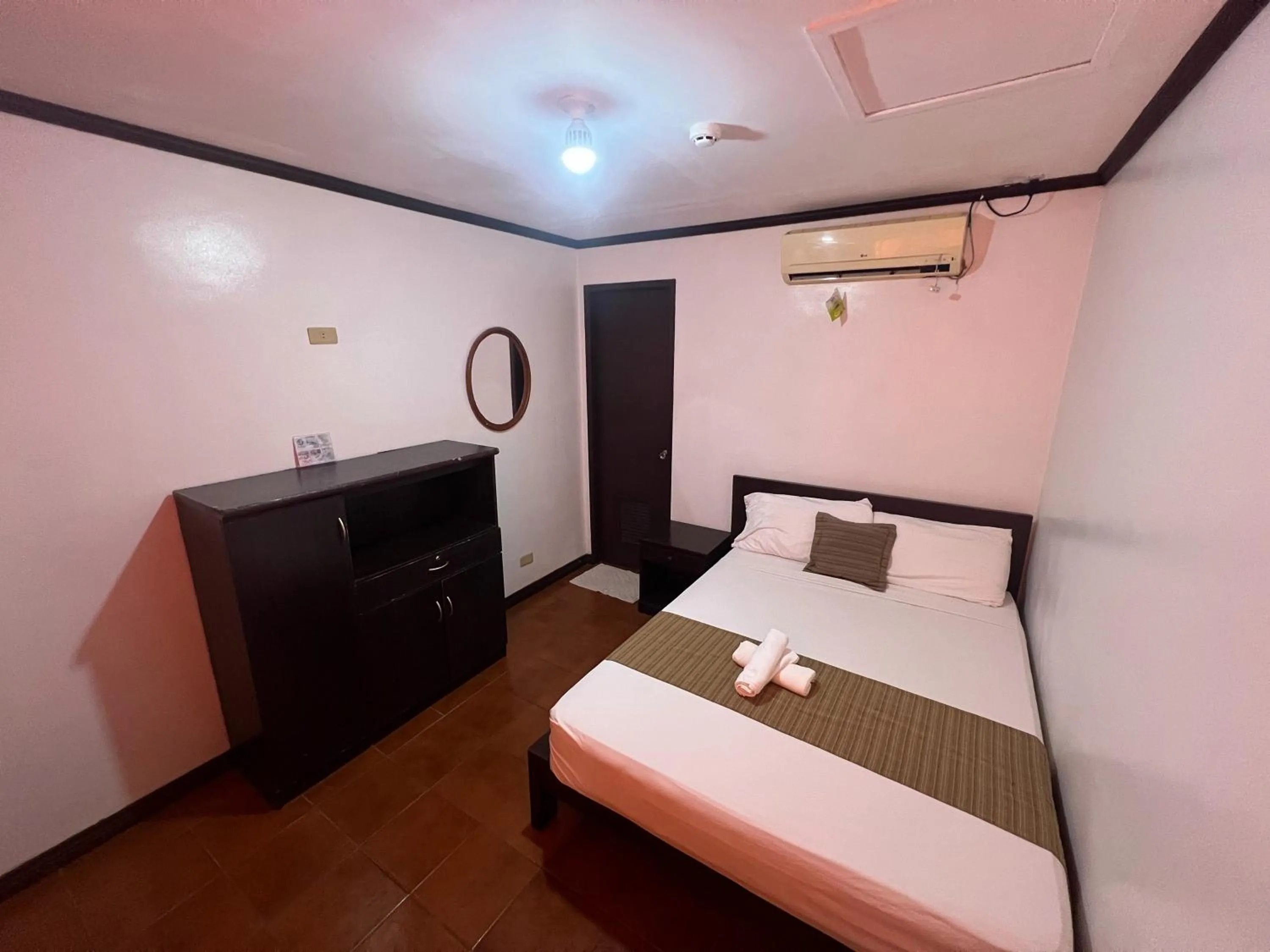 Bedroom, Bed in Subiza Beach Resort