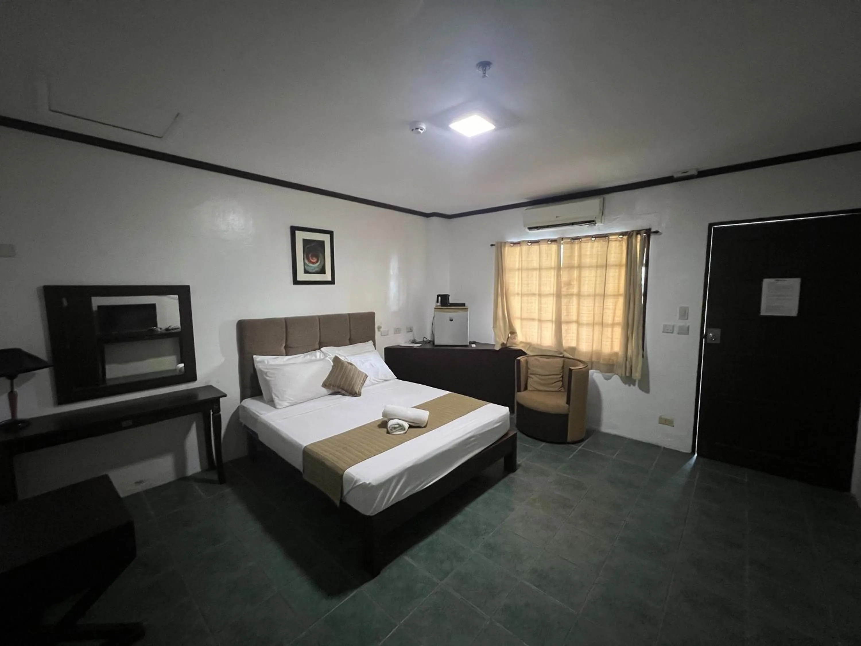 Bedroom, Bed in Subiza Beach Resort