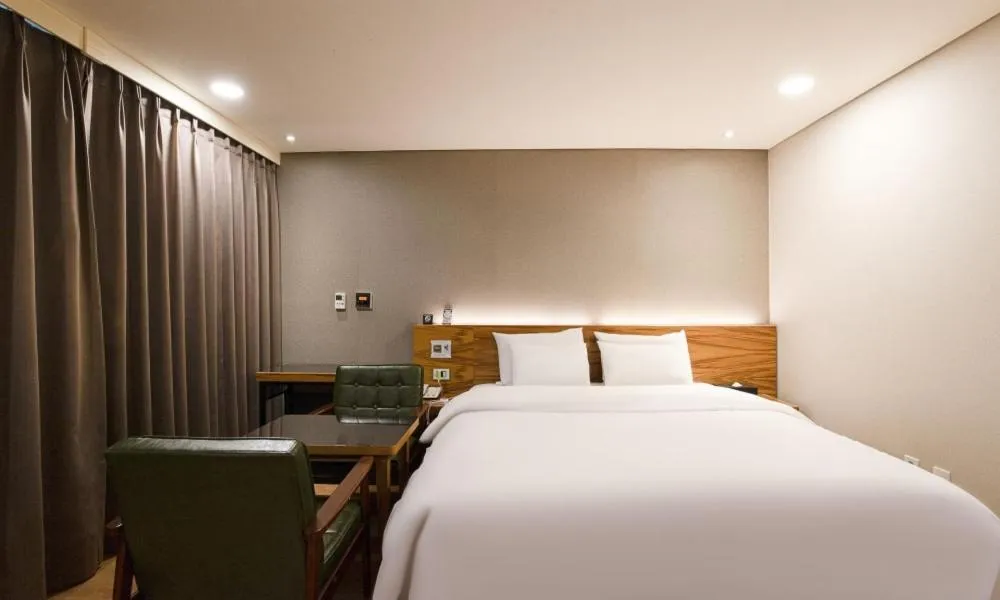 Bed in Anyang CNC Hotel