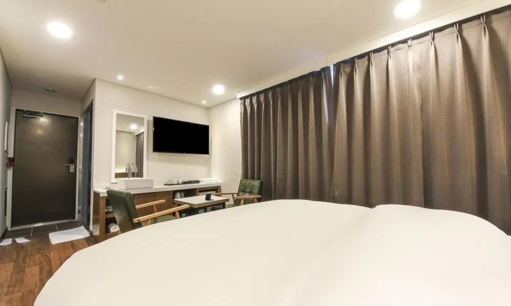 Bed in Anyang CNC Hotel