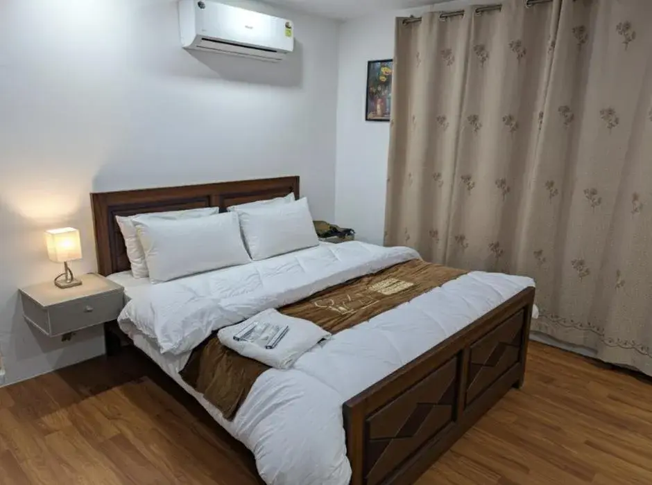 Deluxe Double Room in Comfort Hotel & Huts Deluxe Double Room in Comfort Hotel & Huts