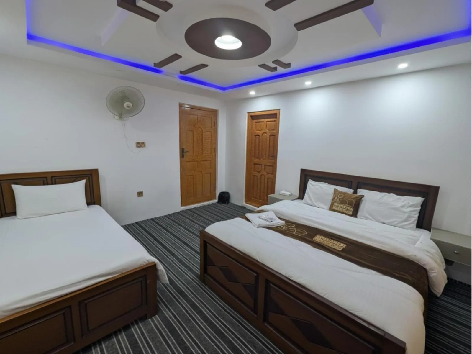 Bed in Comfort Hotel & Huts