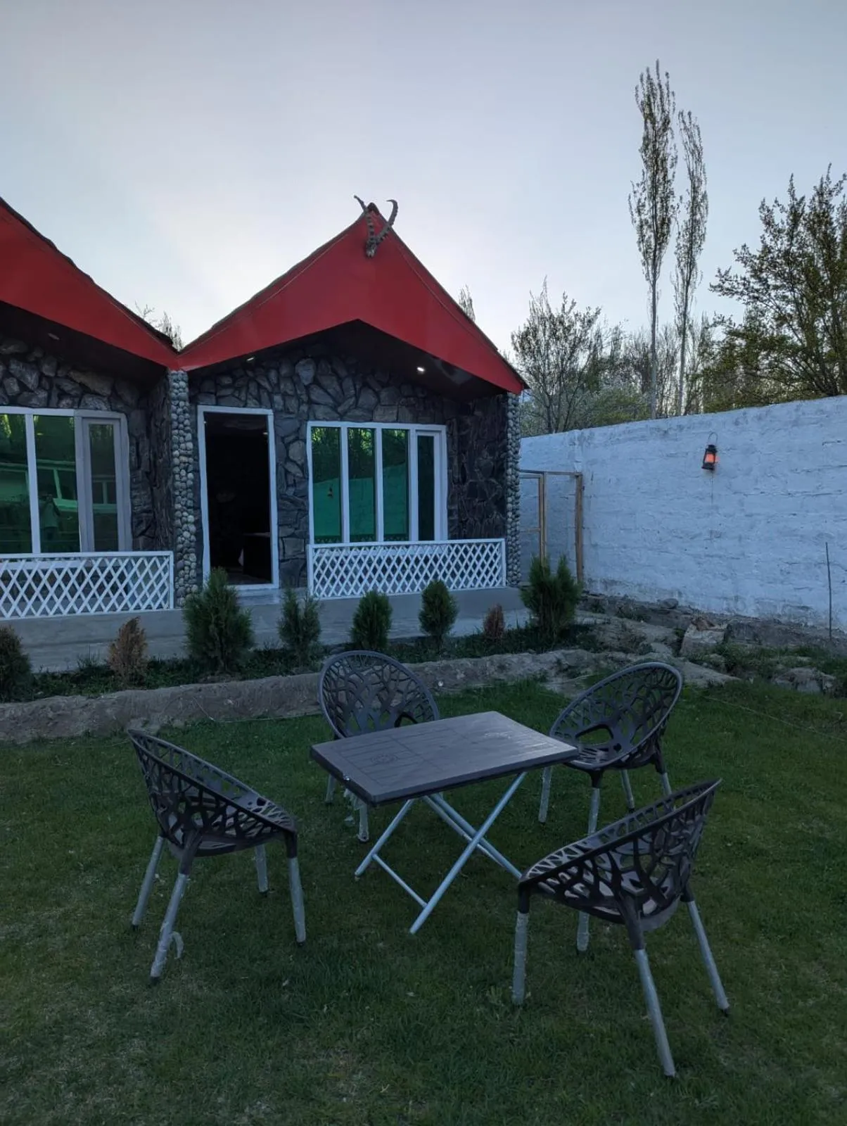 Property building in Comfort Hotel & Huts