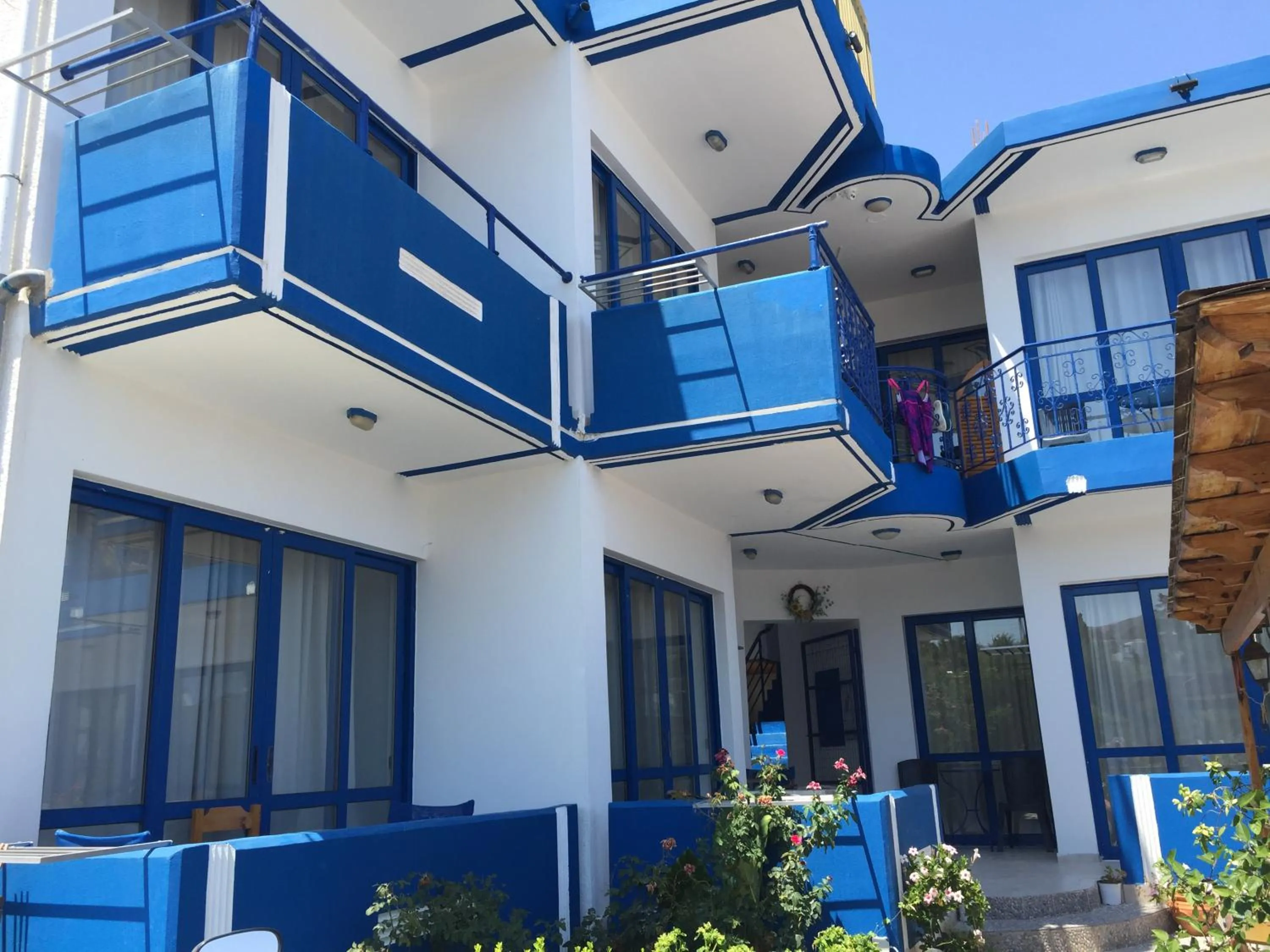 Anastasia Studios, Apartments & Suites