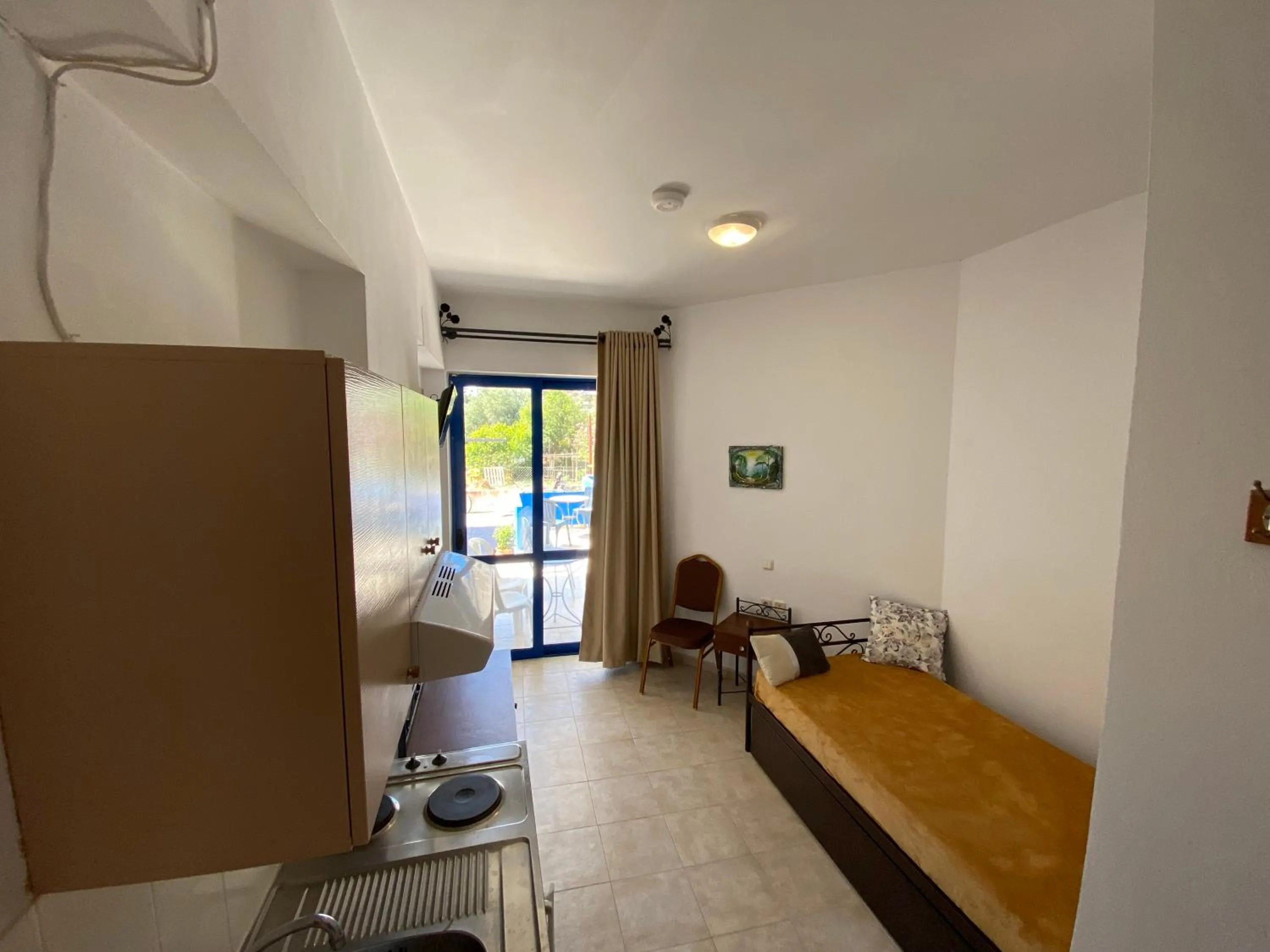 Anastasia Studios, Apartments & Suites