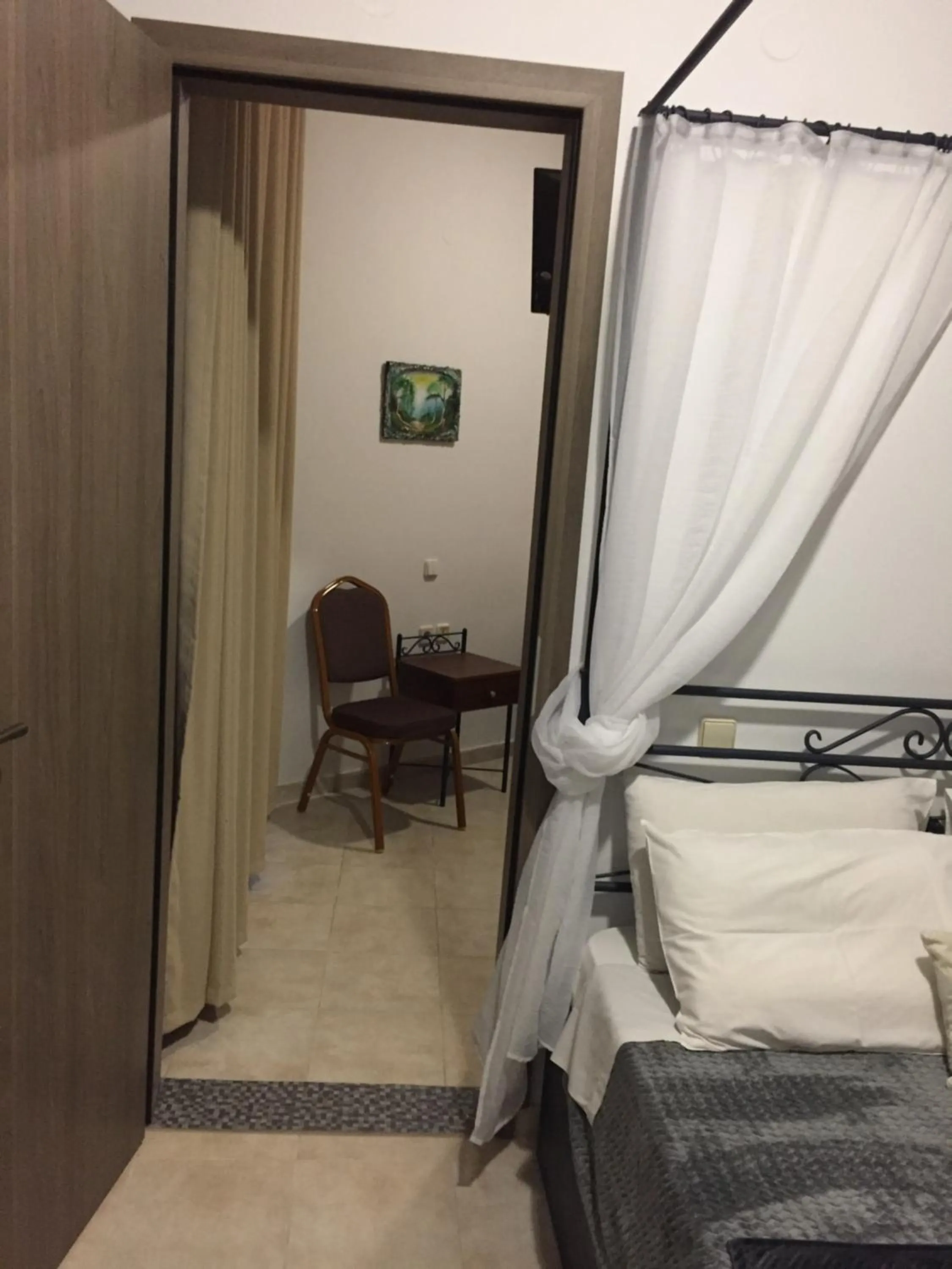 Anastasia Studios, Apartments & Suites