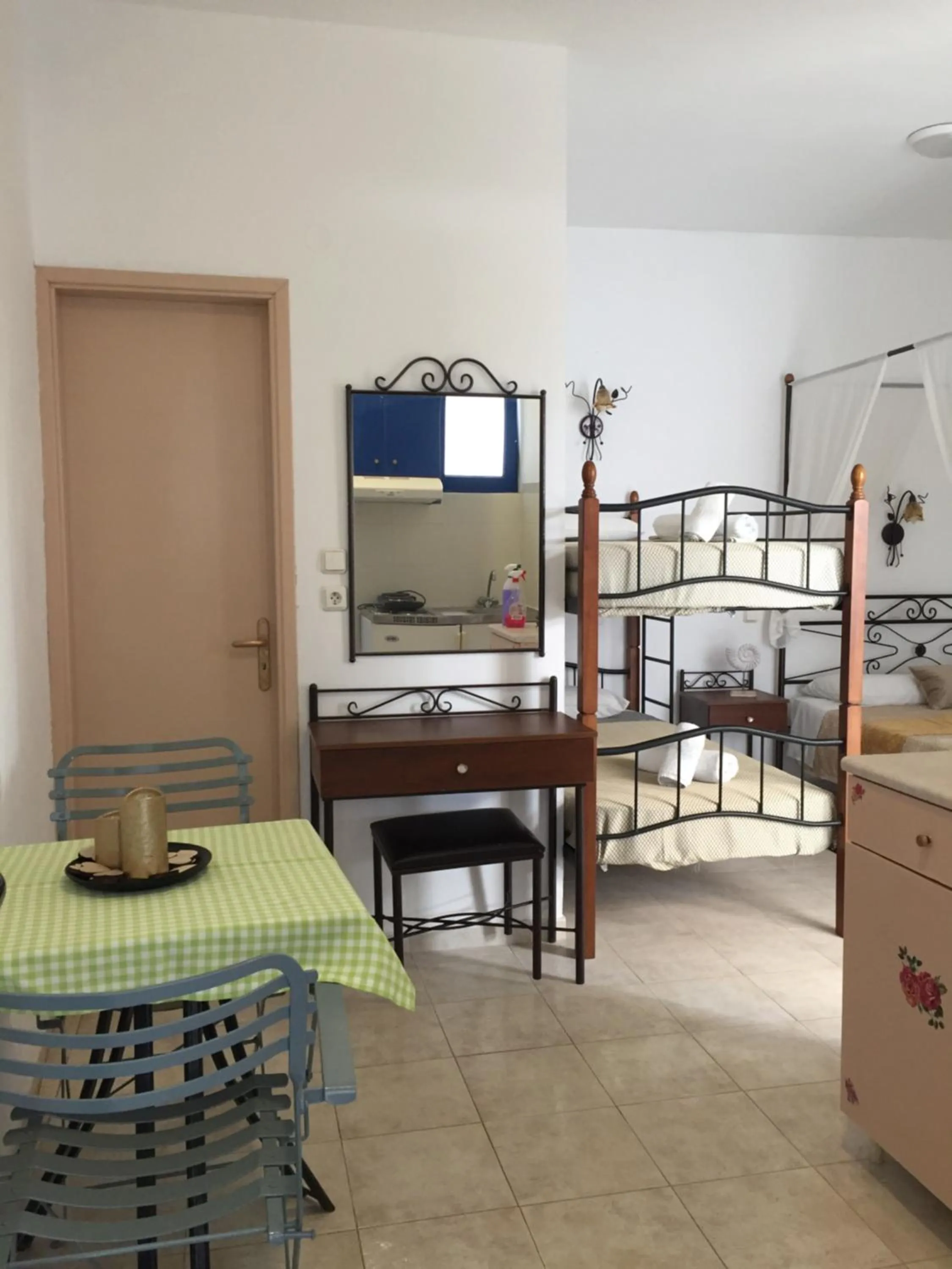 Anastasia Studios, Apartments & Suites