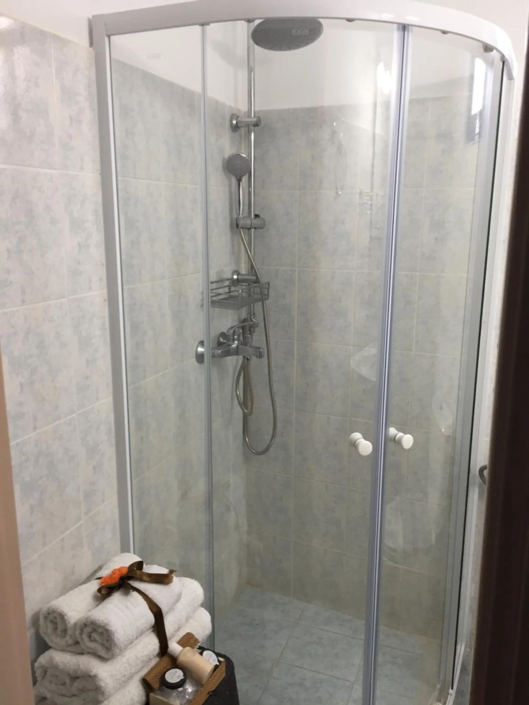 Anastasia Studios, Apartments & Suites