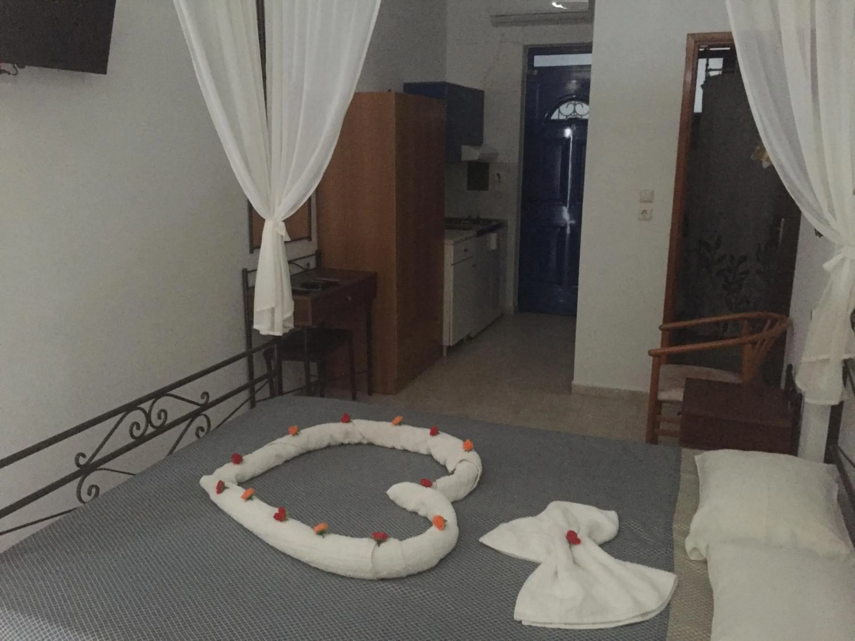 Anastasia Studios, Apartments & Suites