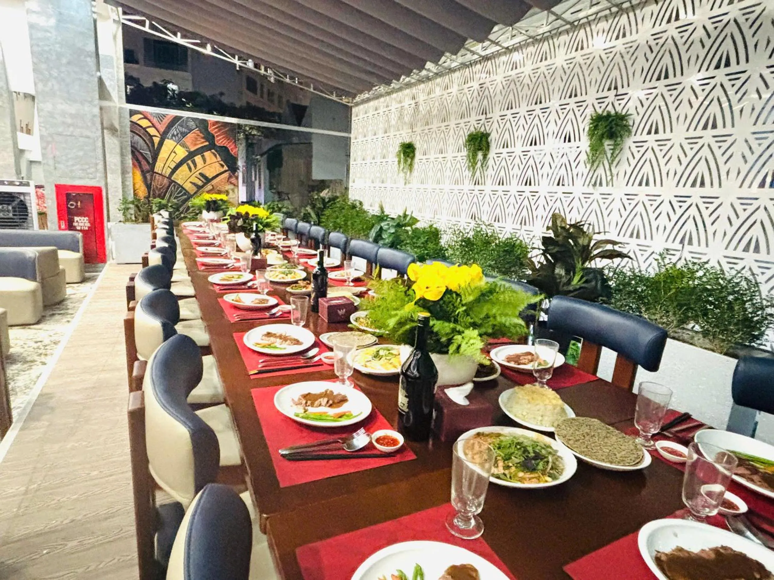 Restaurant/places to eat in W Premium Nha Trang