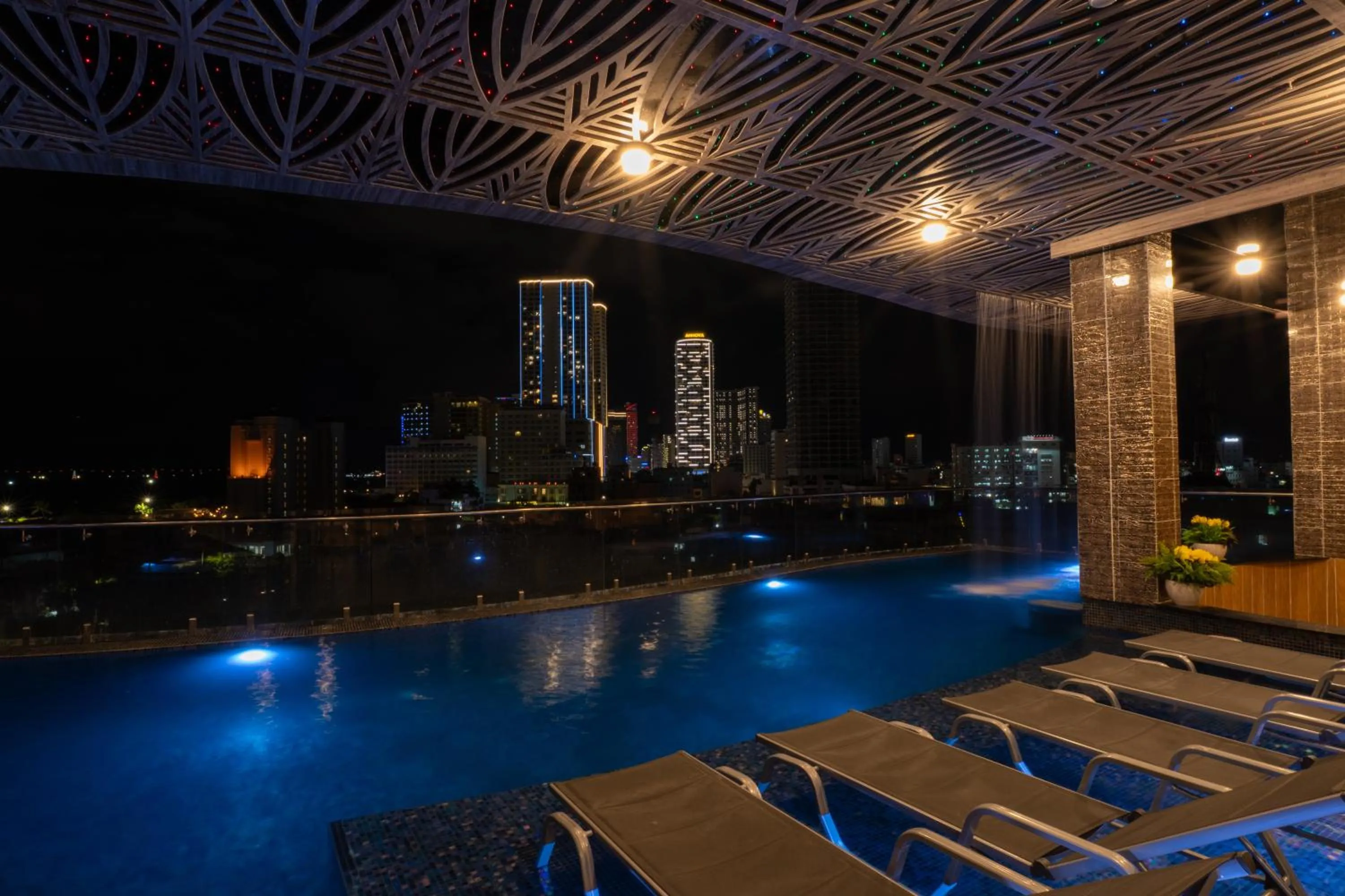 Night in W Premium Nha Trang