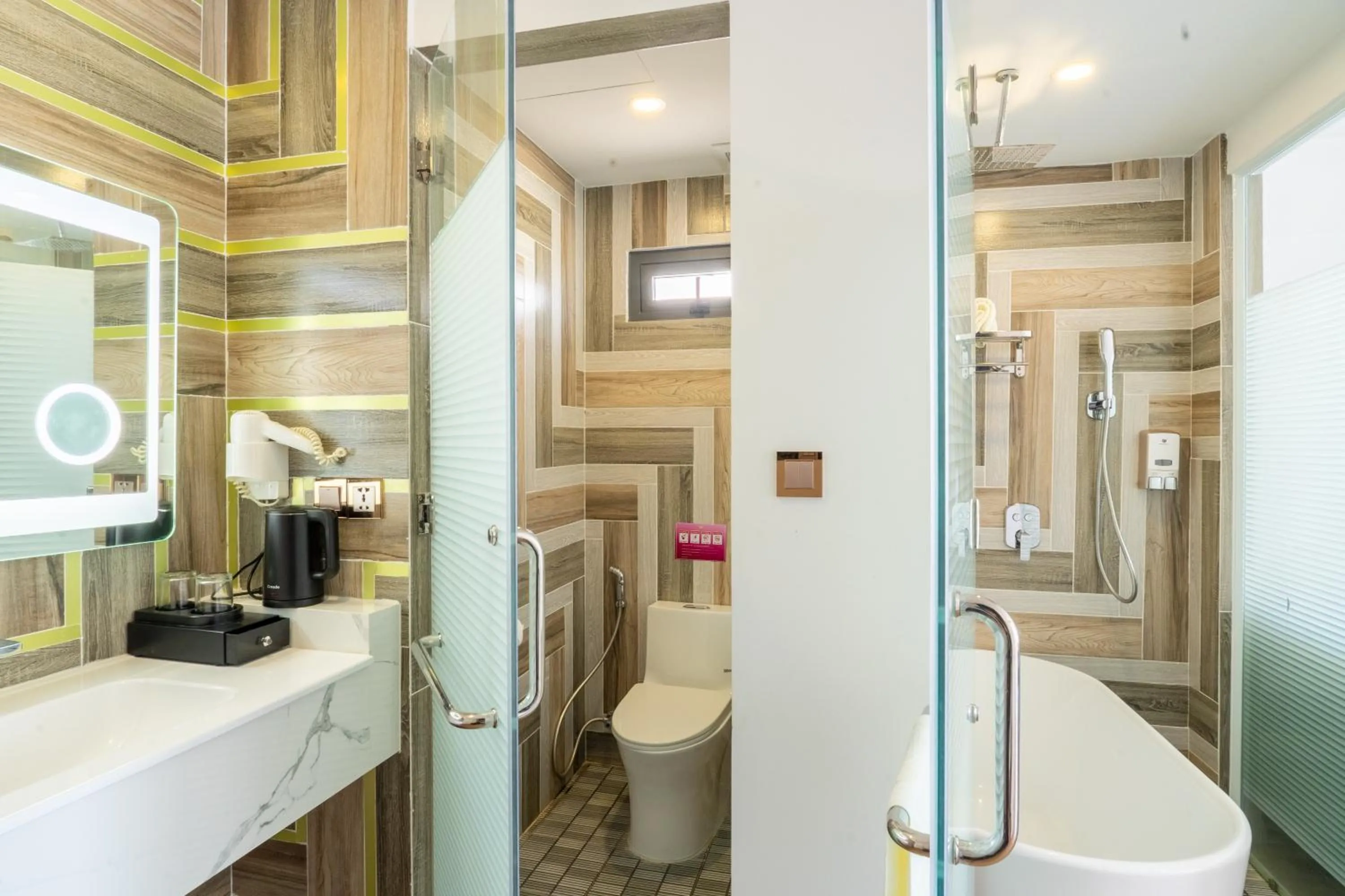 Shower in W Premium Nha Trang