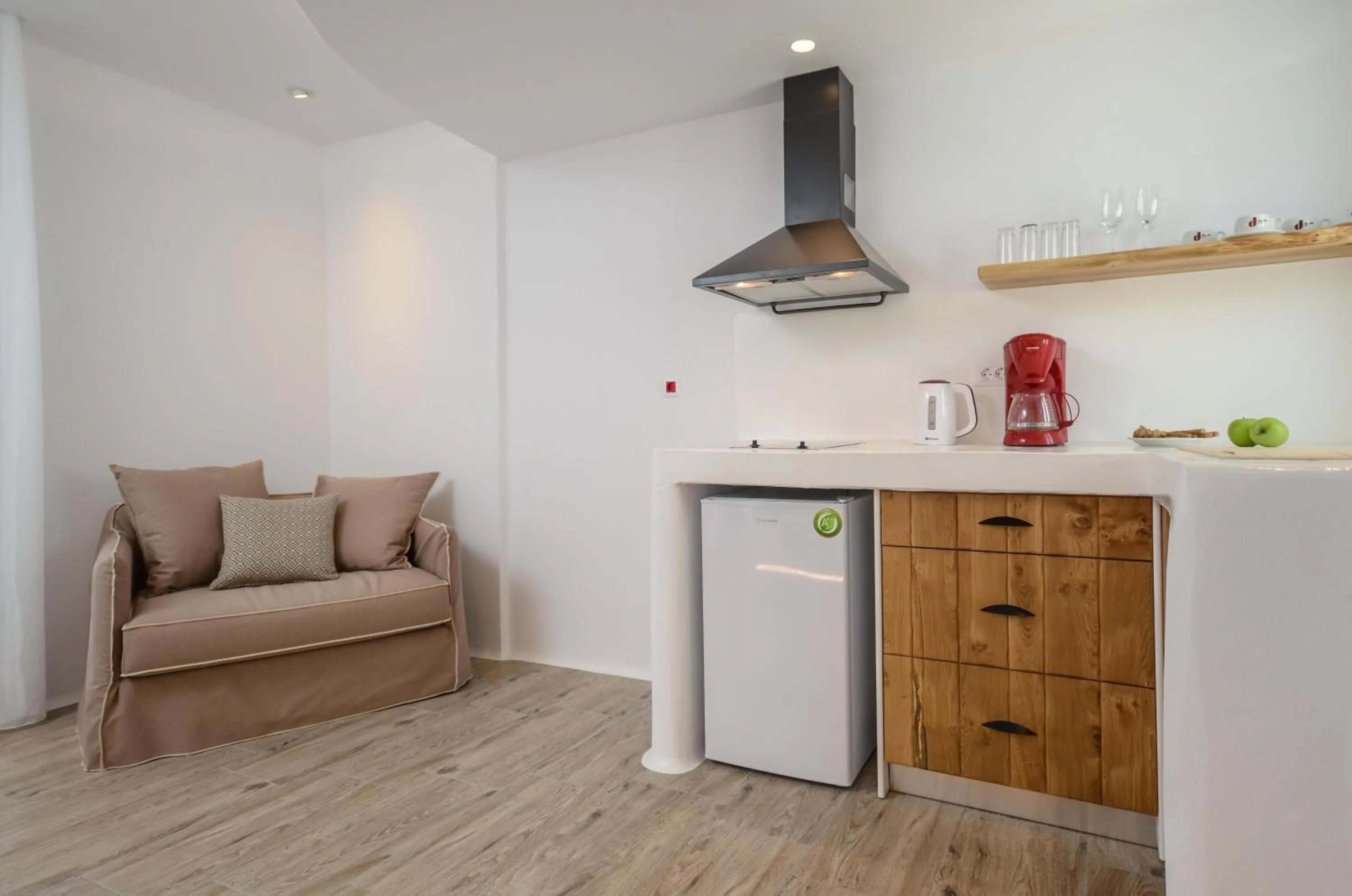 Coffee/tea facilities in Villa Adriana Hotel