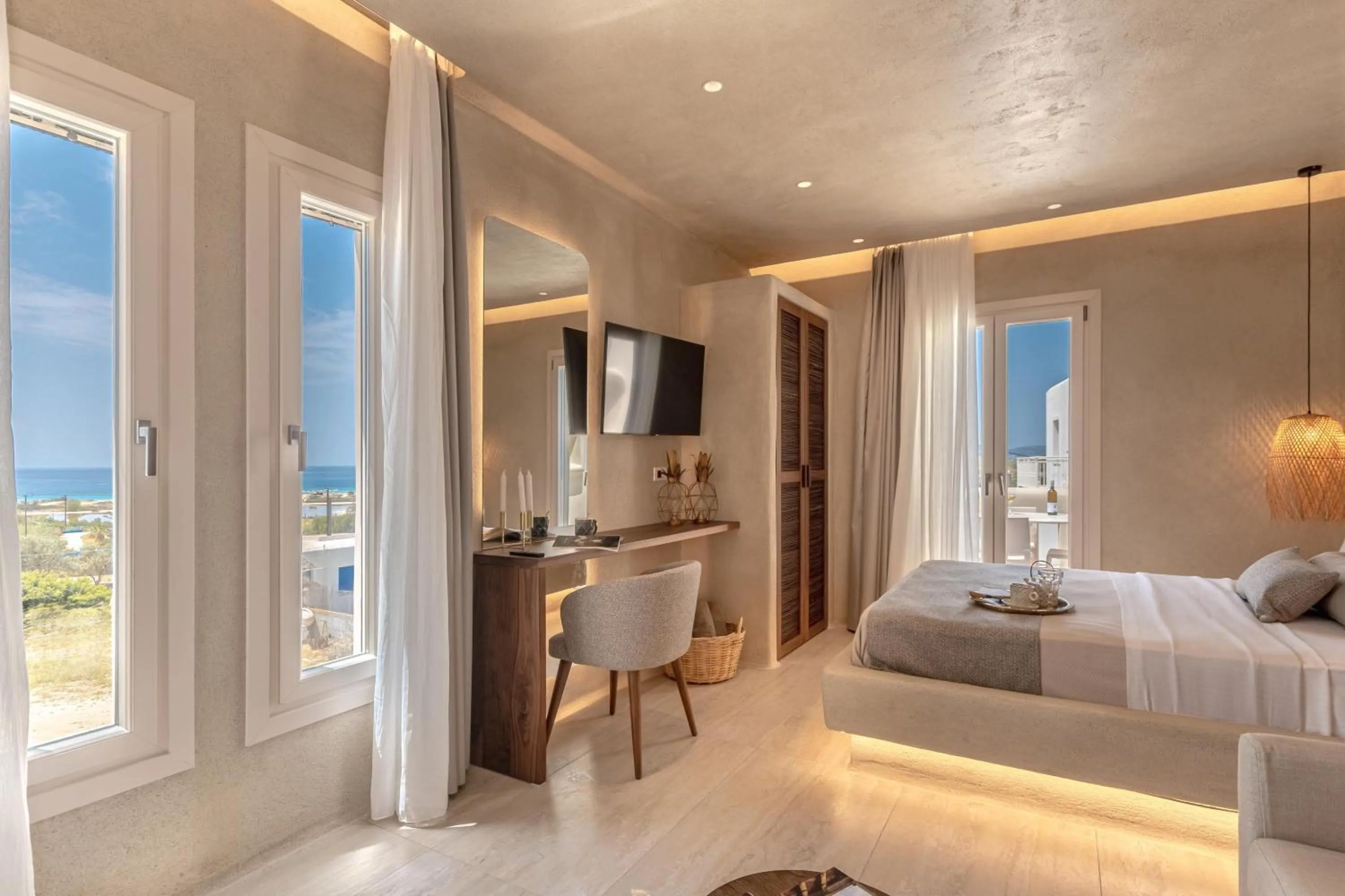 Bed in Villa Adriana Hotel