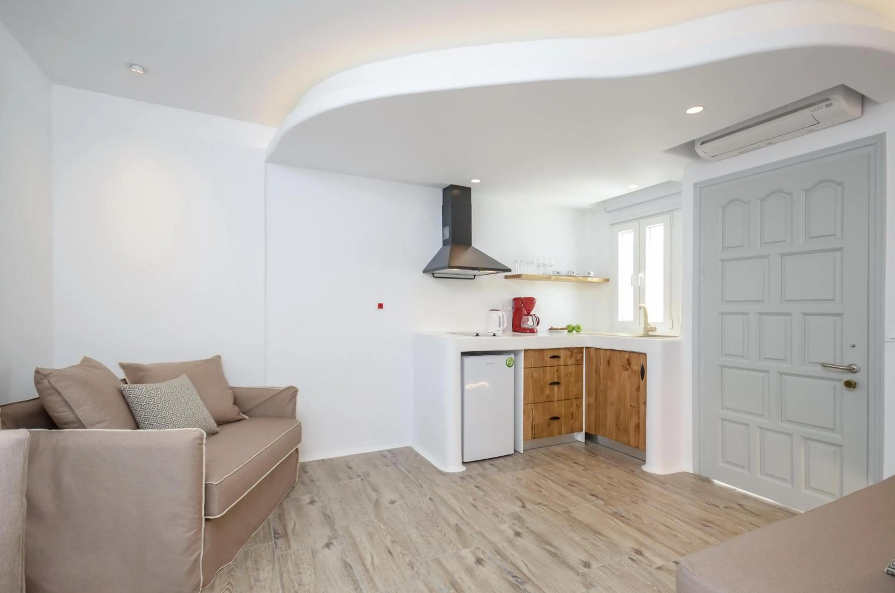 Coffee/tea facilities in Villa Adriana Hotel