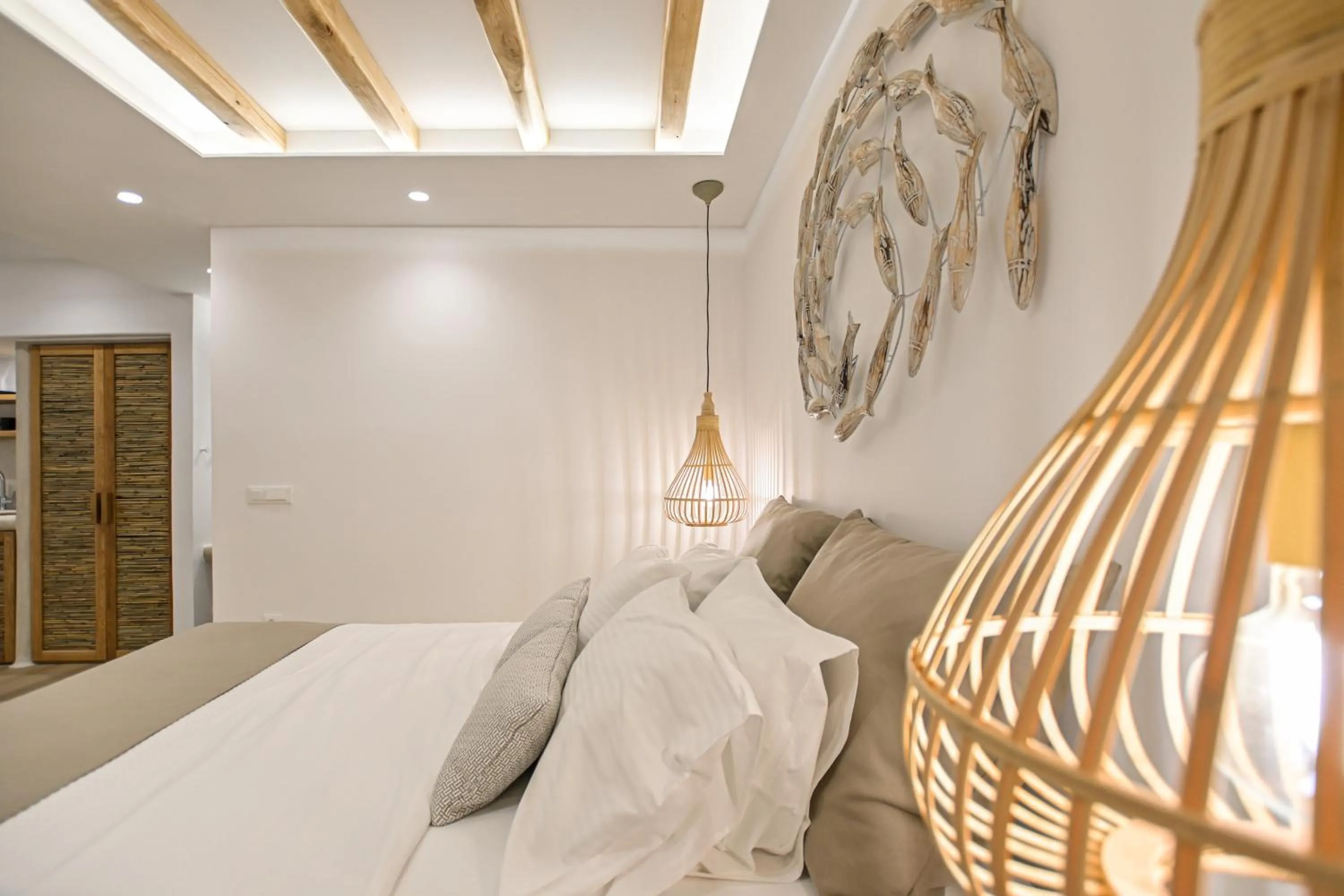 Bed in Villa Adriana Hotel