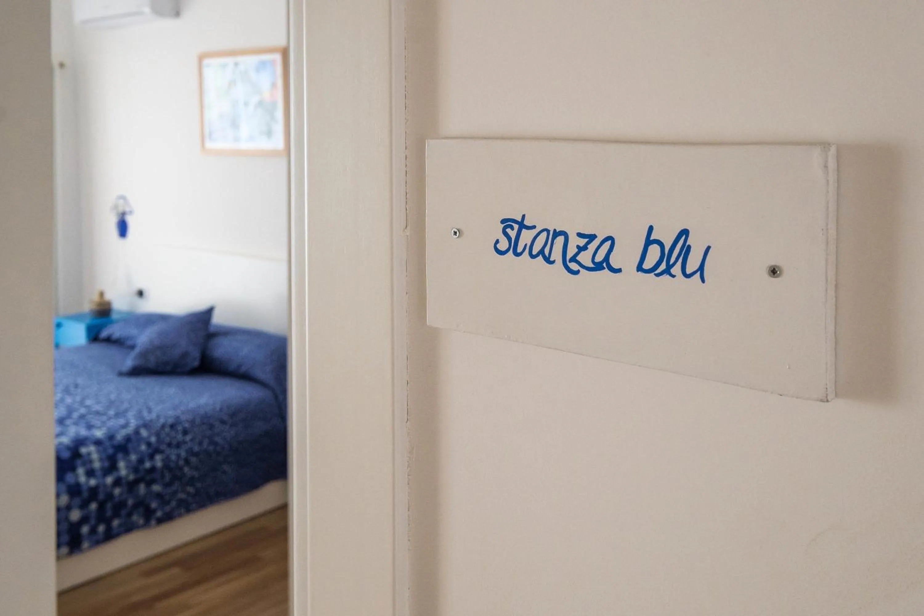 Photo of the whole room, Bed in MAD Bed & Breakfast