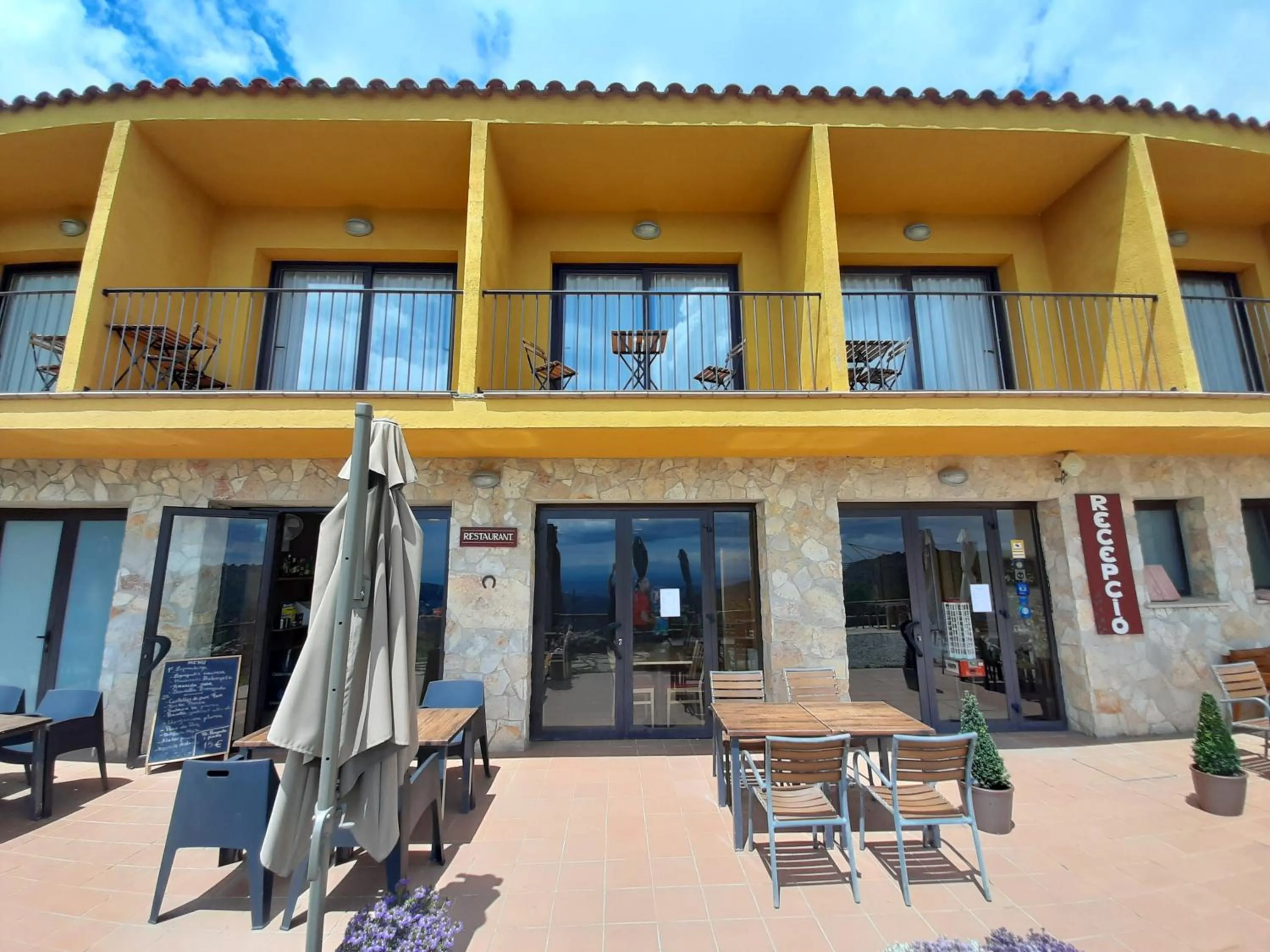 Property building in Cor De Prades