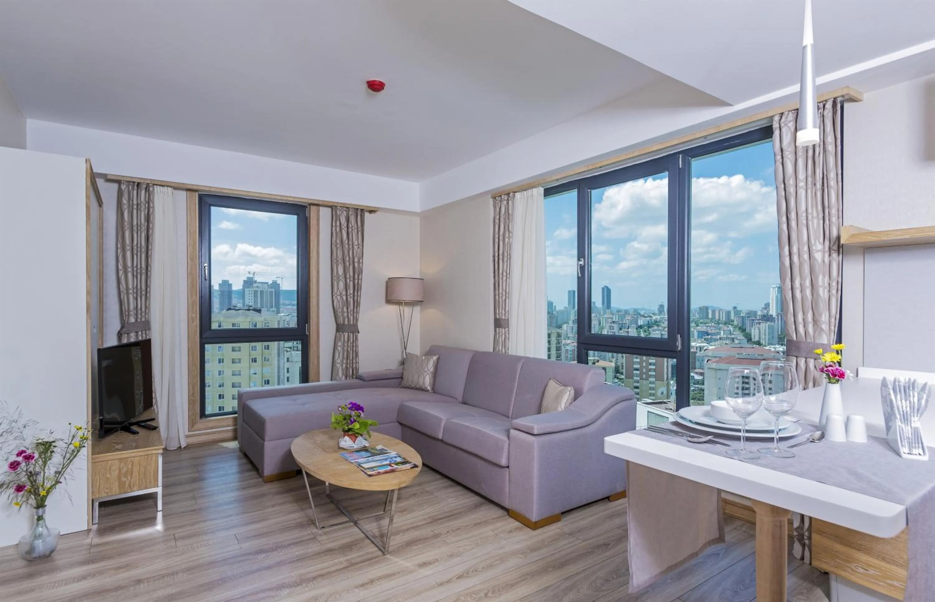 TV and multimedia in Bof Hotels Ceo Suites Atasehir