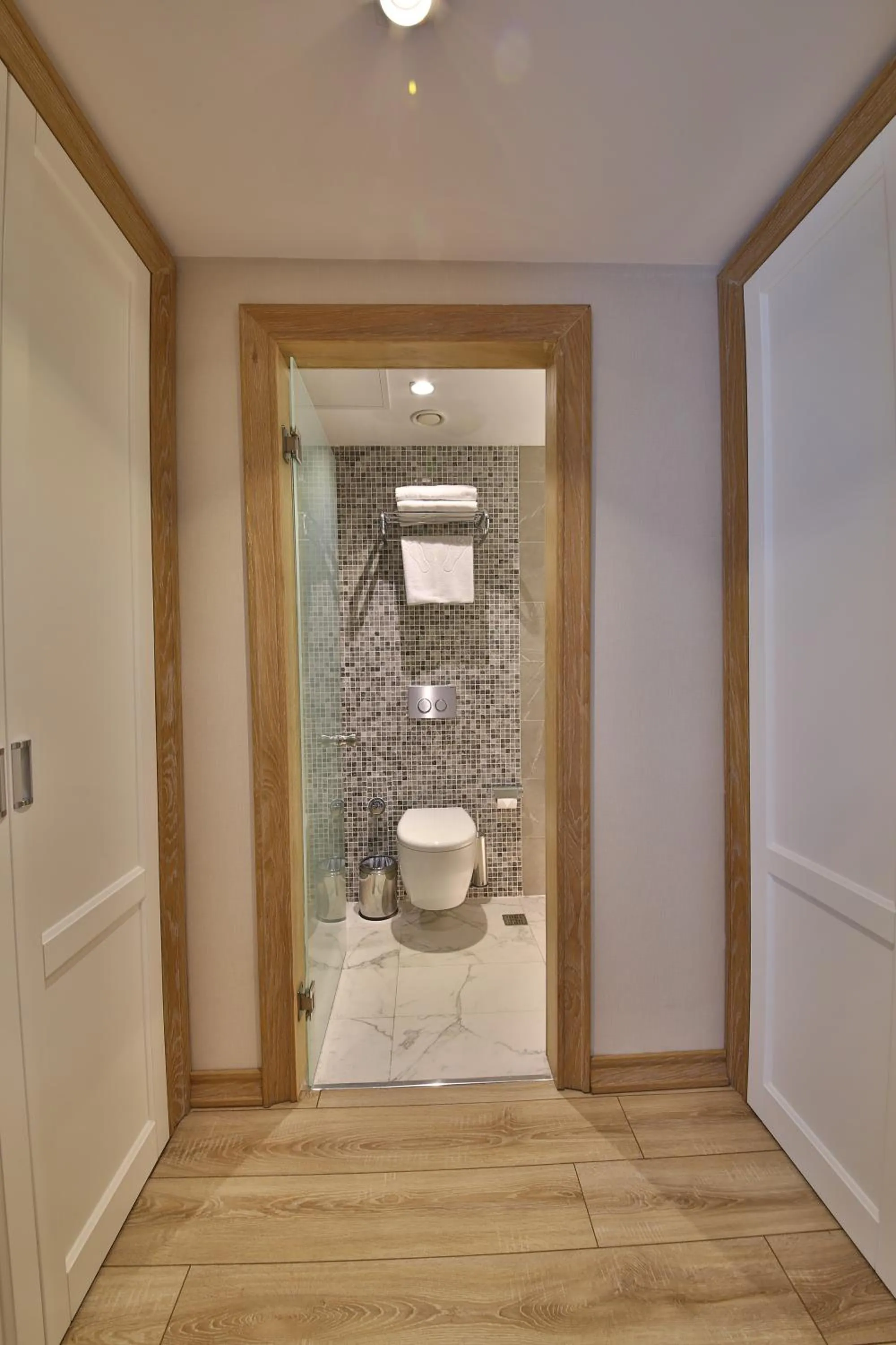 Shower in Bof Hotels Ceo Suites Atasehir