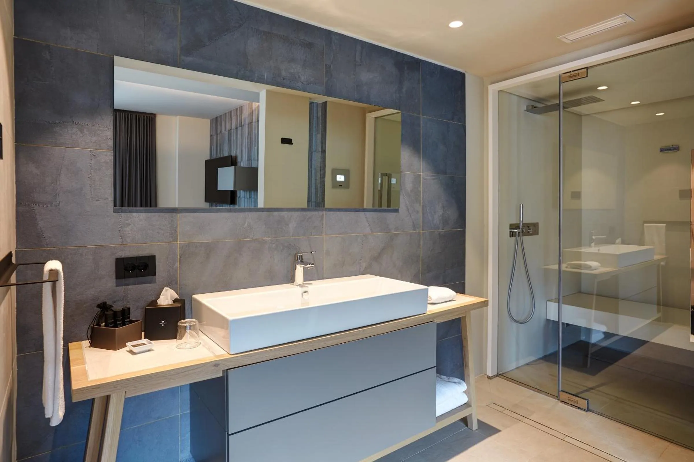 Shower in Hotel Villa Enrica