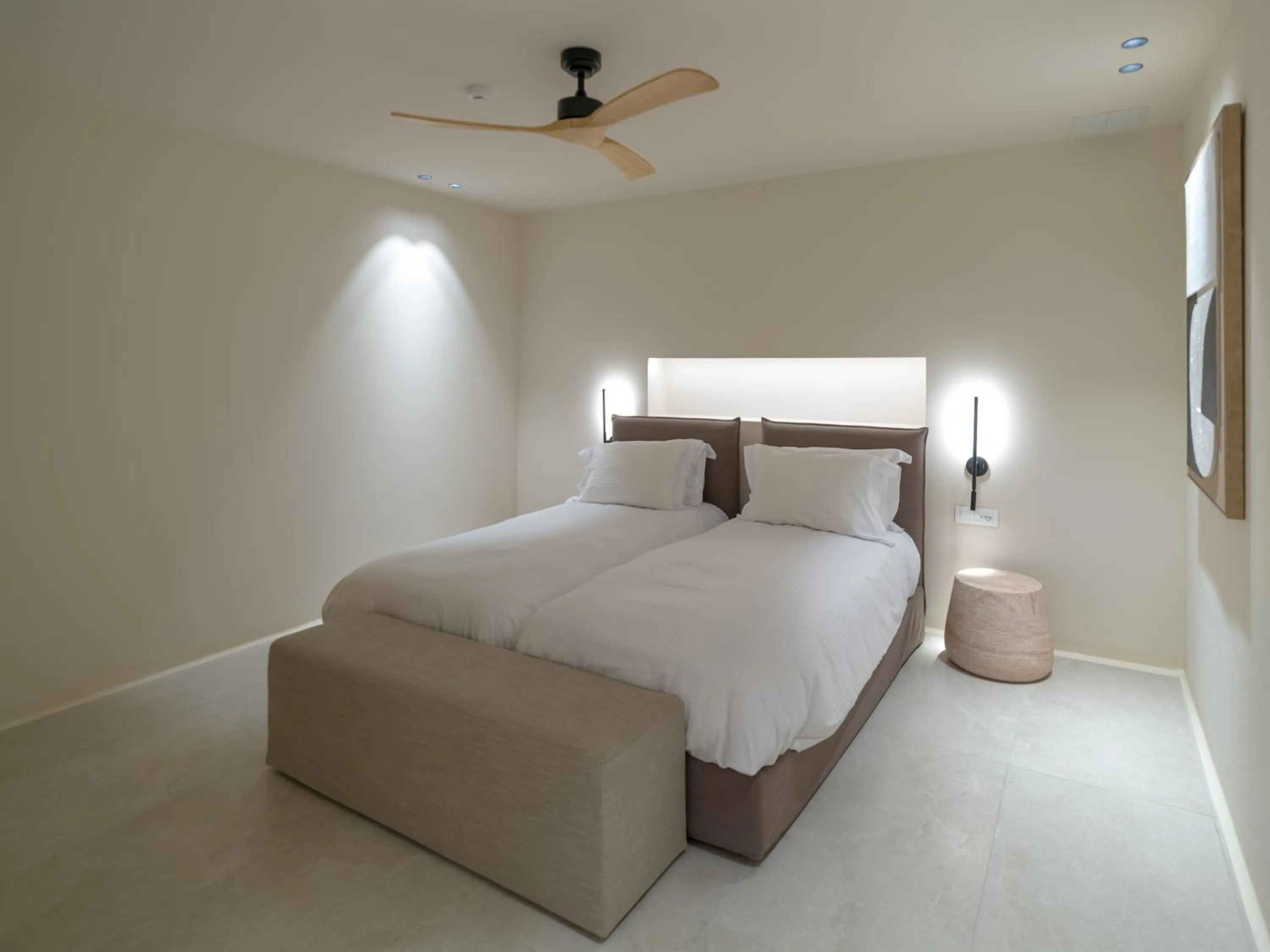 Bed in VEZO Suites Mykonos