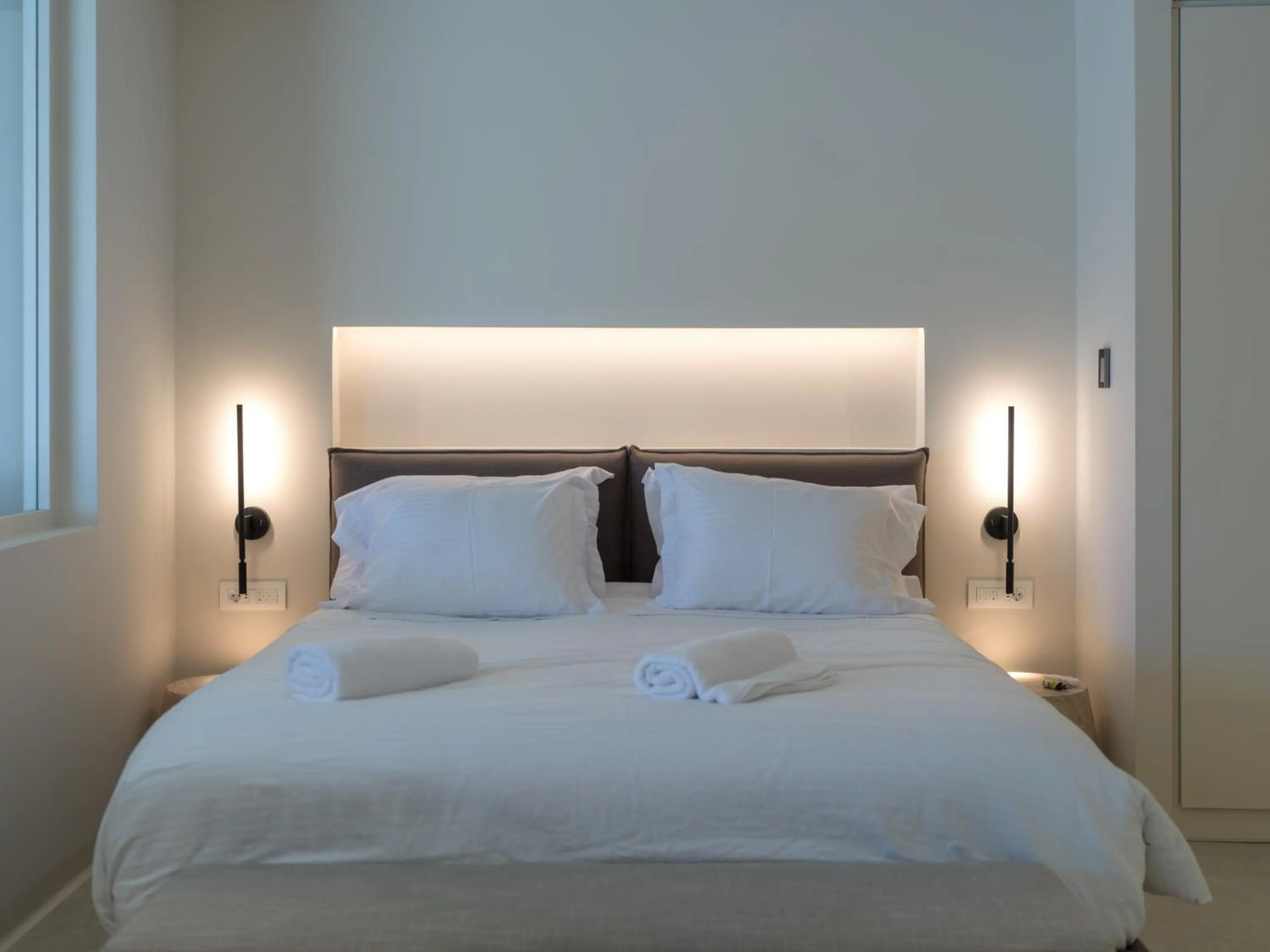 Bed in VEZO Suites Mykonos