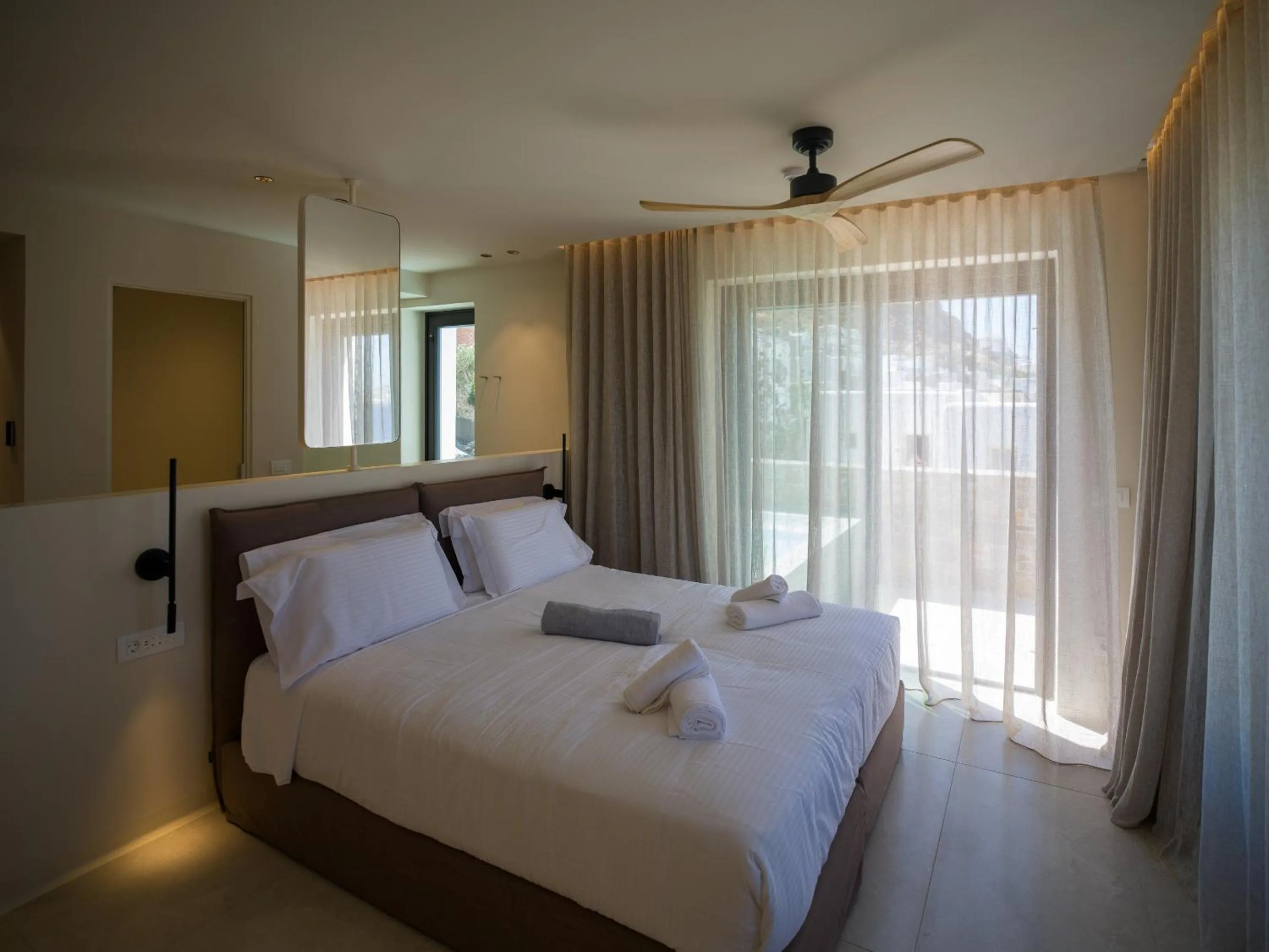 Bed in VEZO Suites Mykonos