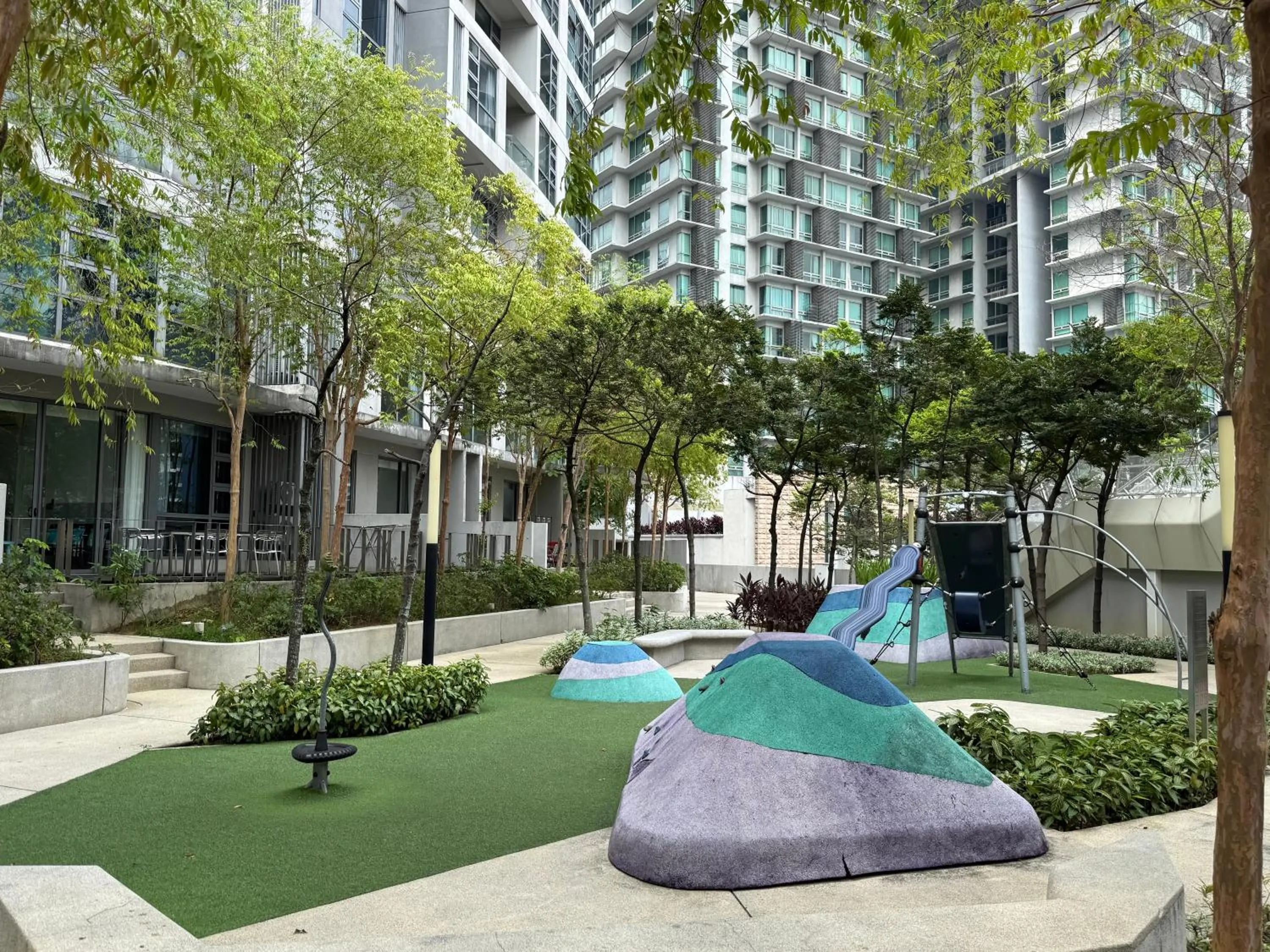 Property building in The Robertson Bukit Bintang