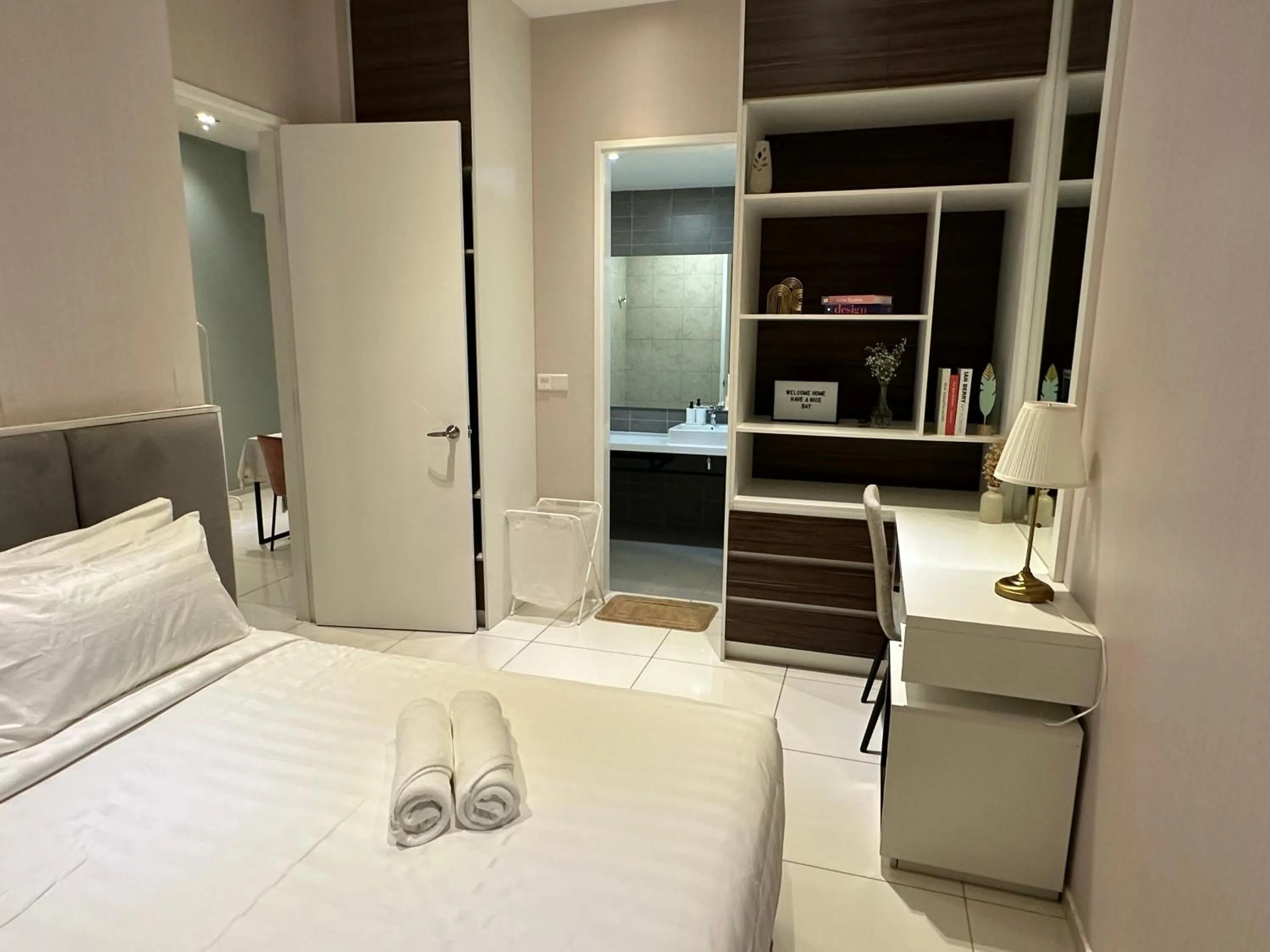 Bed in The Robertson Bukit Bintang