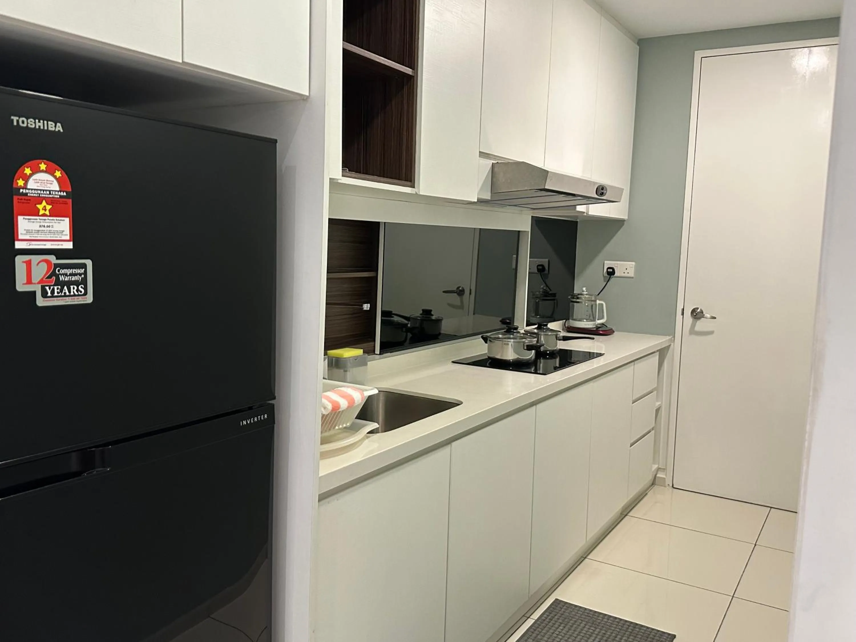 Kitchen or kitchenette in The Robertson Bukit Bintang