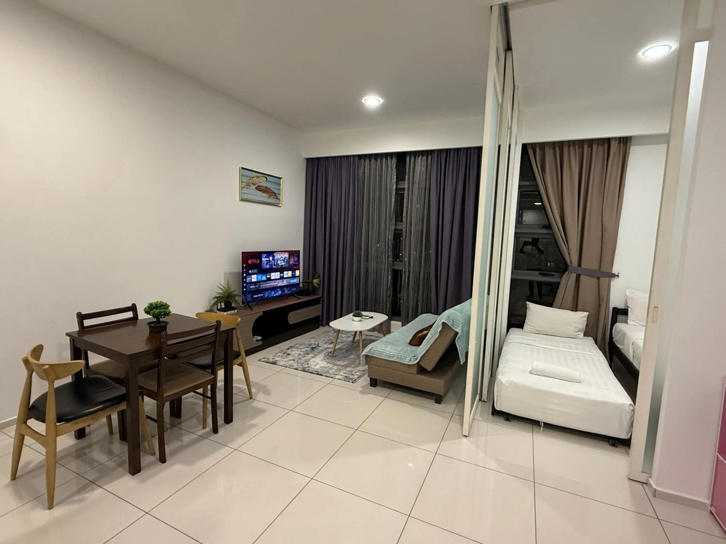 Bed in The Robertson Bukit Bintang