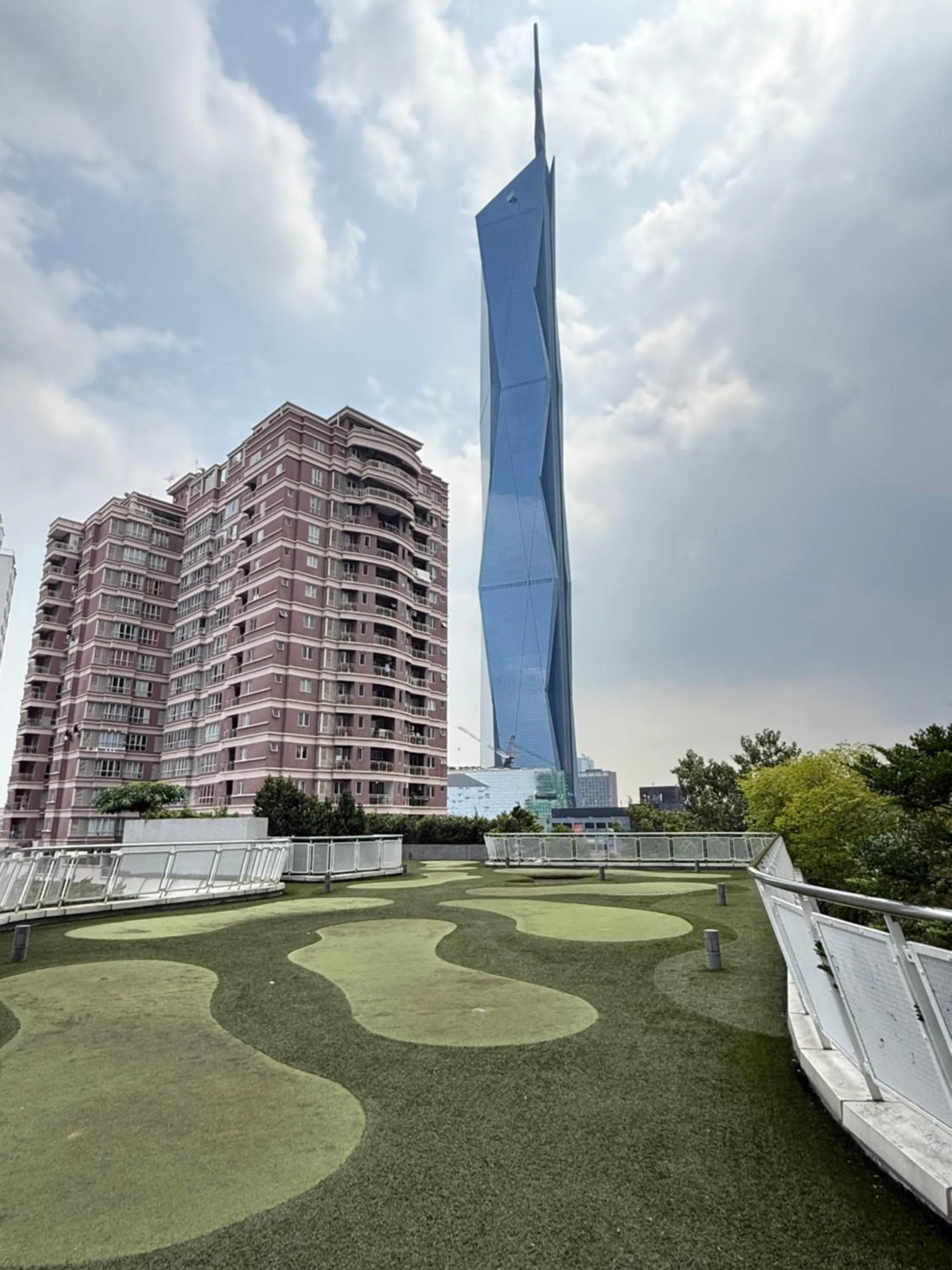 Property building in The Robertson Bukit Bintang