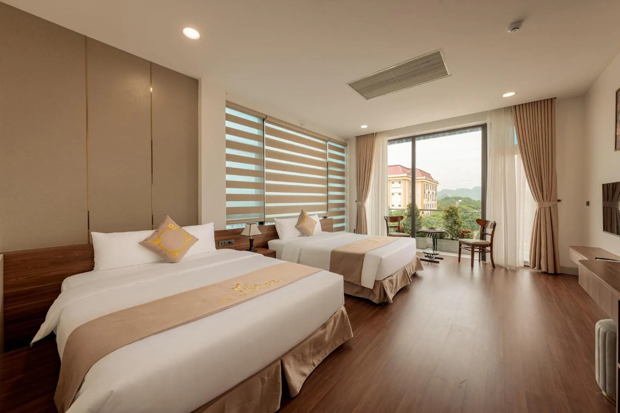 Bed in MAI Luxury Hotel Ninh Binh