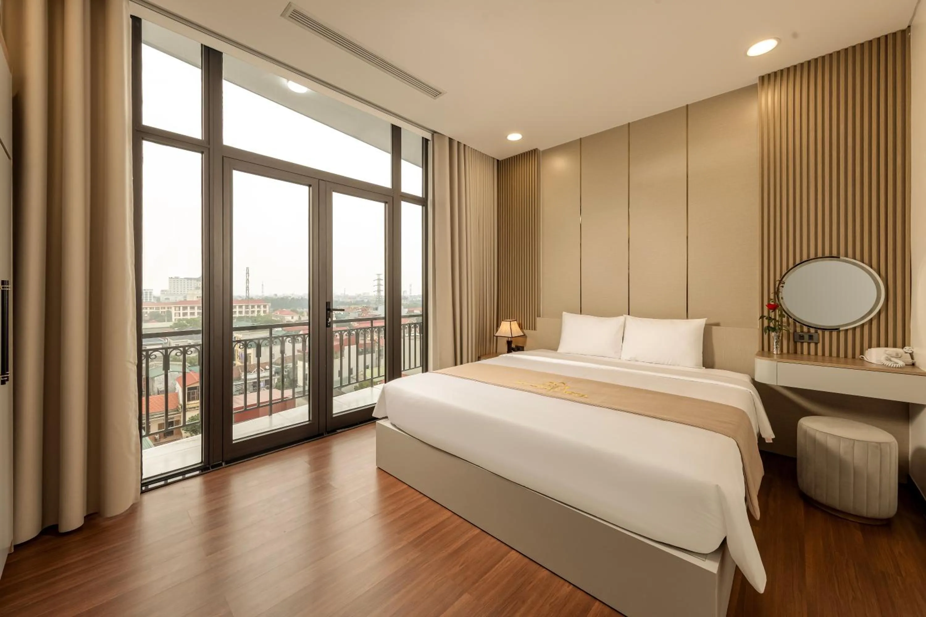 Bed in MAI Luxury Hotel Ninh Binh