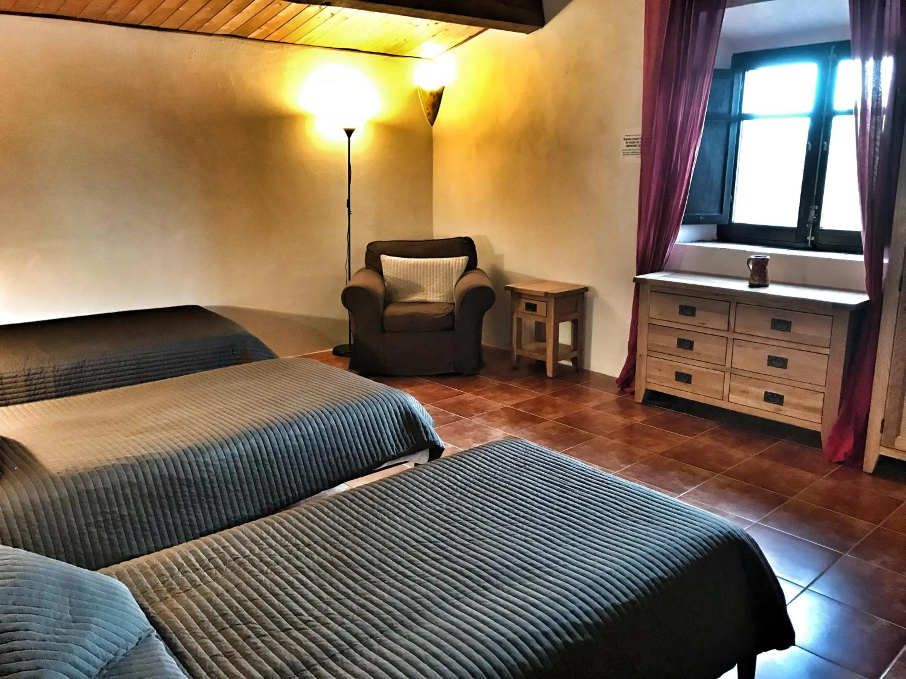 Bedroom, Bed in Hotel Mas Pelegri