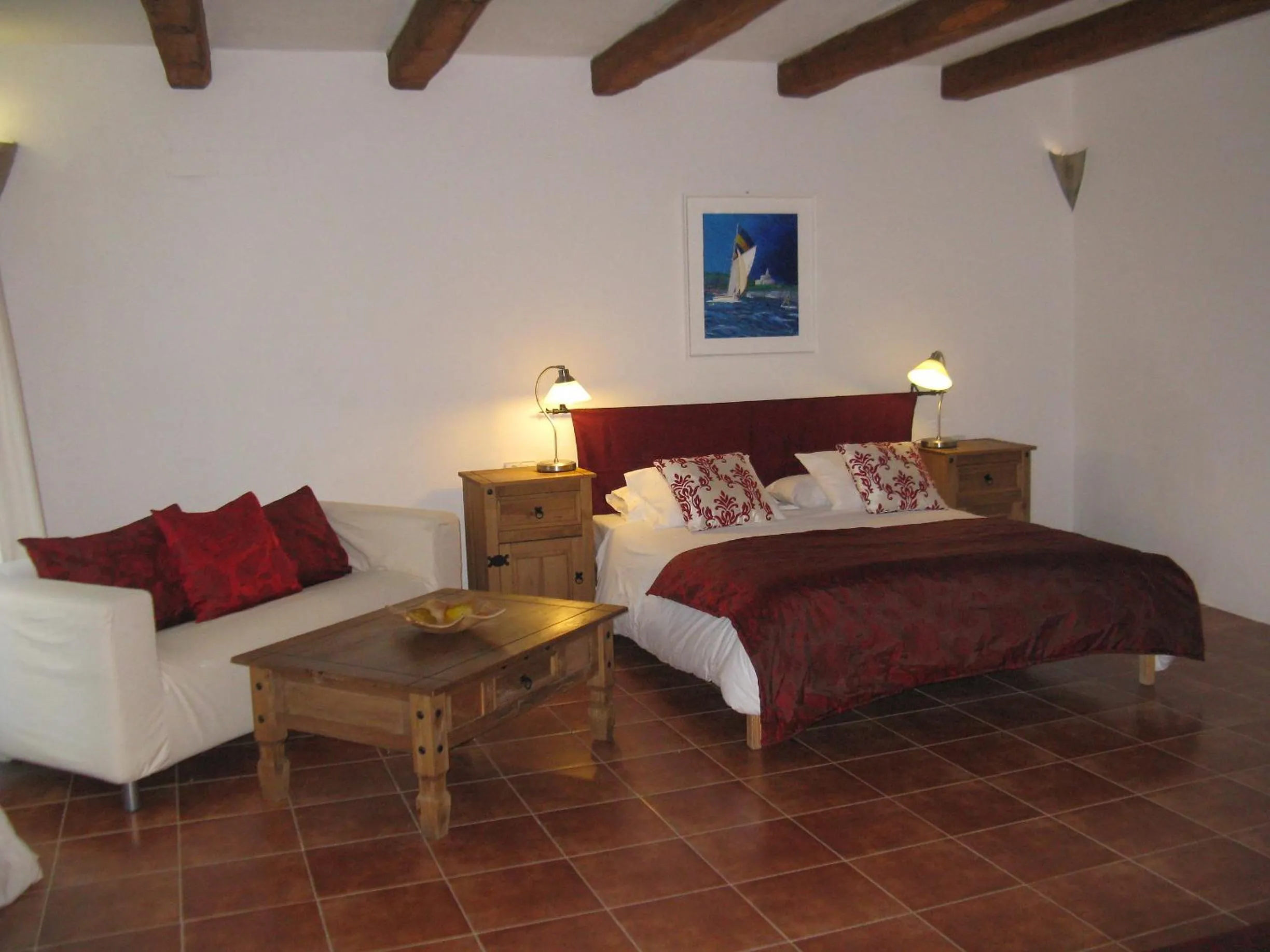 Photo of the whole room in Hotel Mas Pelegri