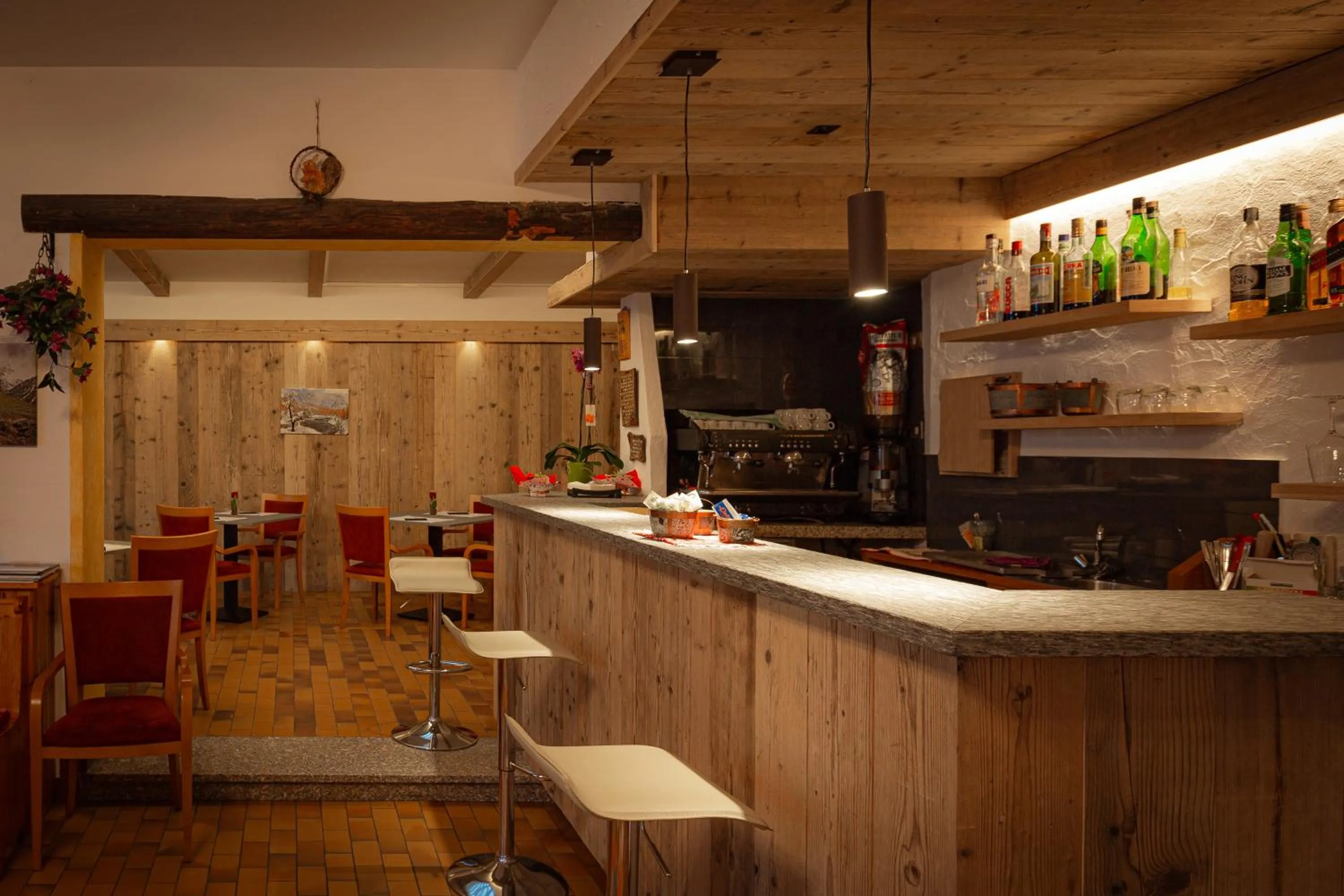 Restaurant/places to eat in Hotel Biancospino