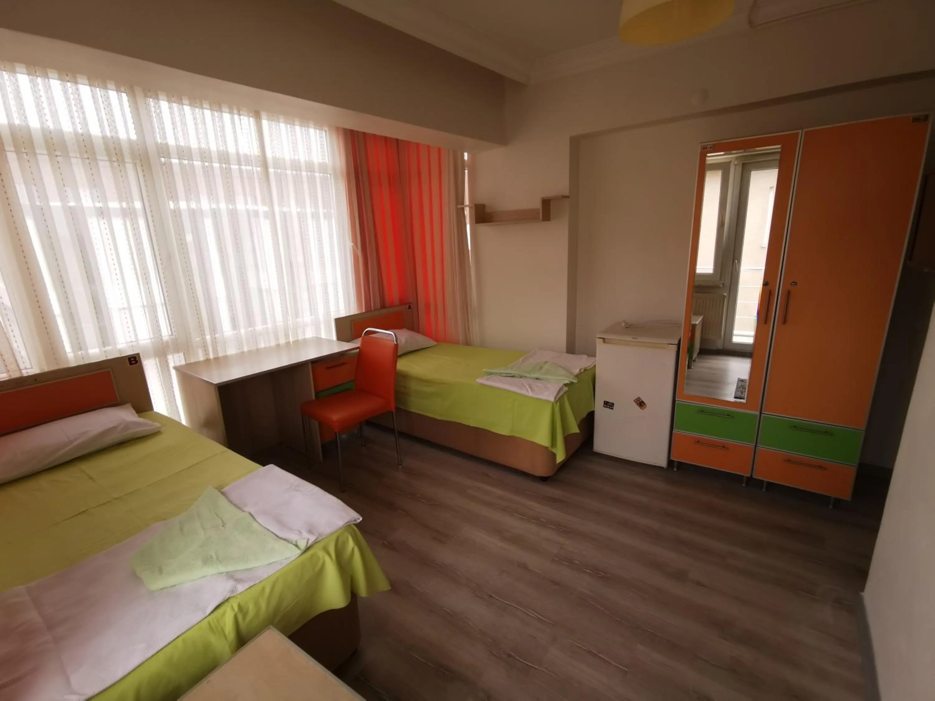 Photo of the whole room, Bed in Çanakkale Kampüs Pansiyon