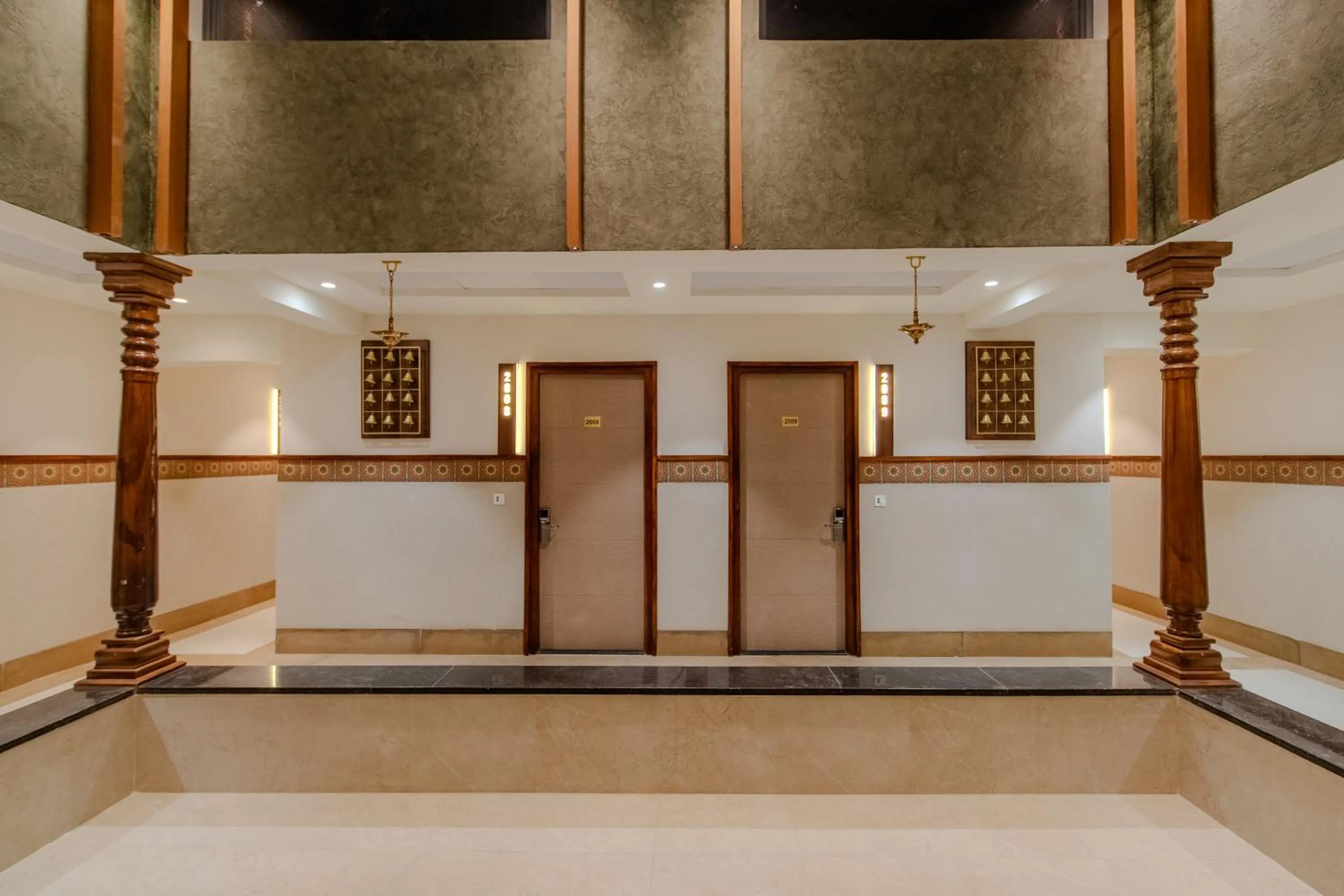 Decorative detail in The Emerald