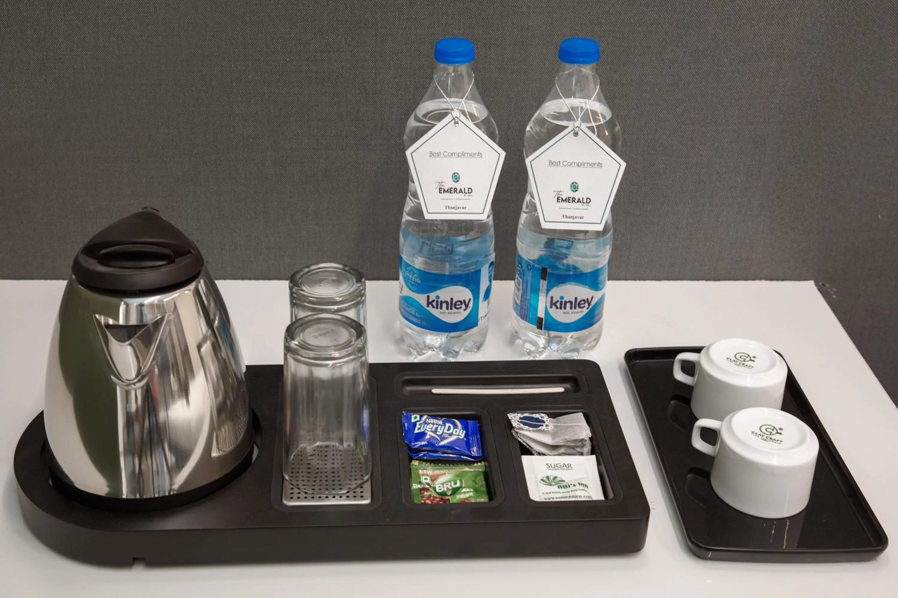 Coffee/tea facilities in The Emerald