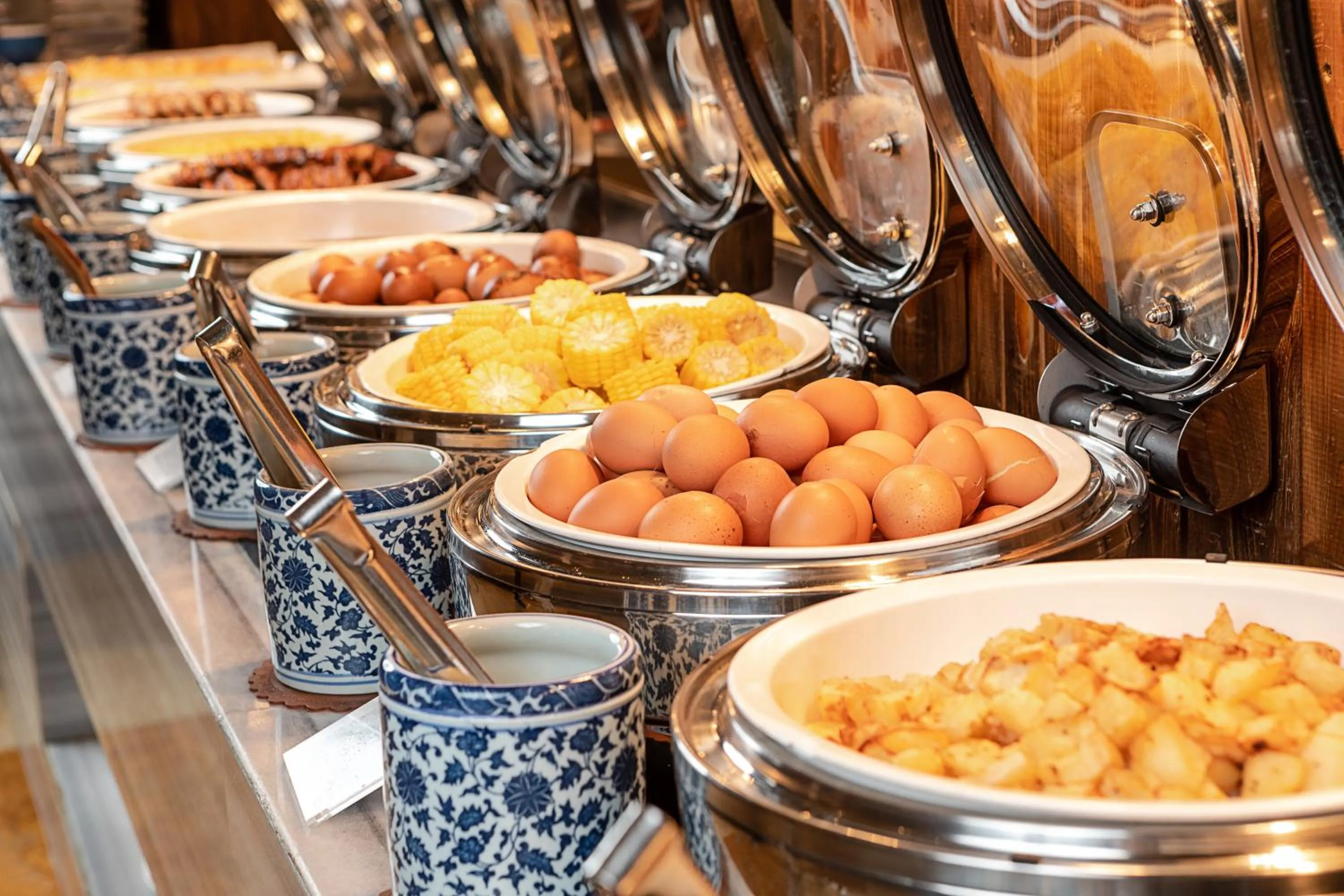 Buffet breakfast in Hotel Nikko Suzhou